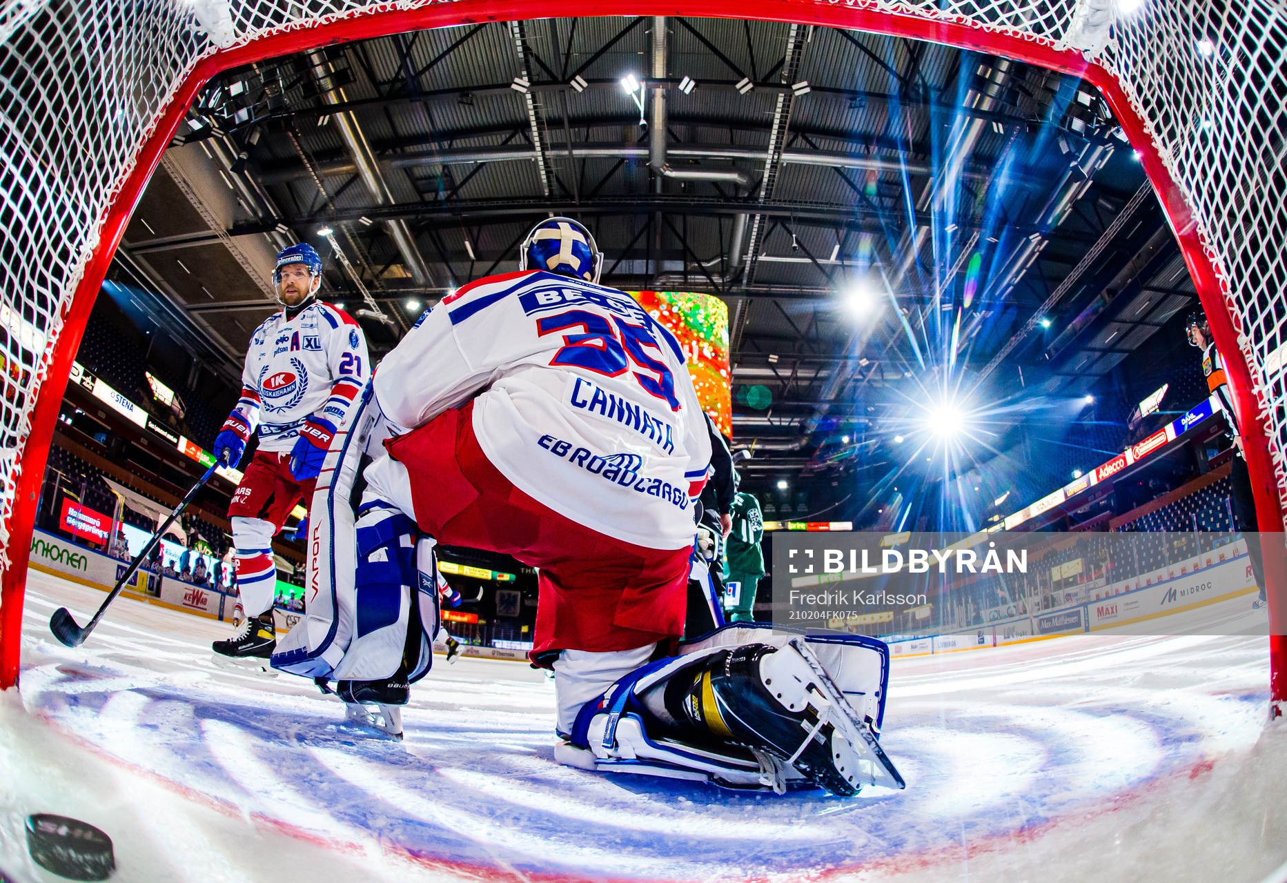 under ishockeymatchen i SHL mellan Färjestad och Oskarshamn