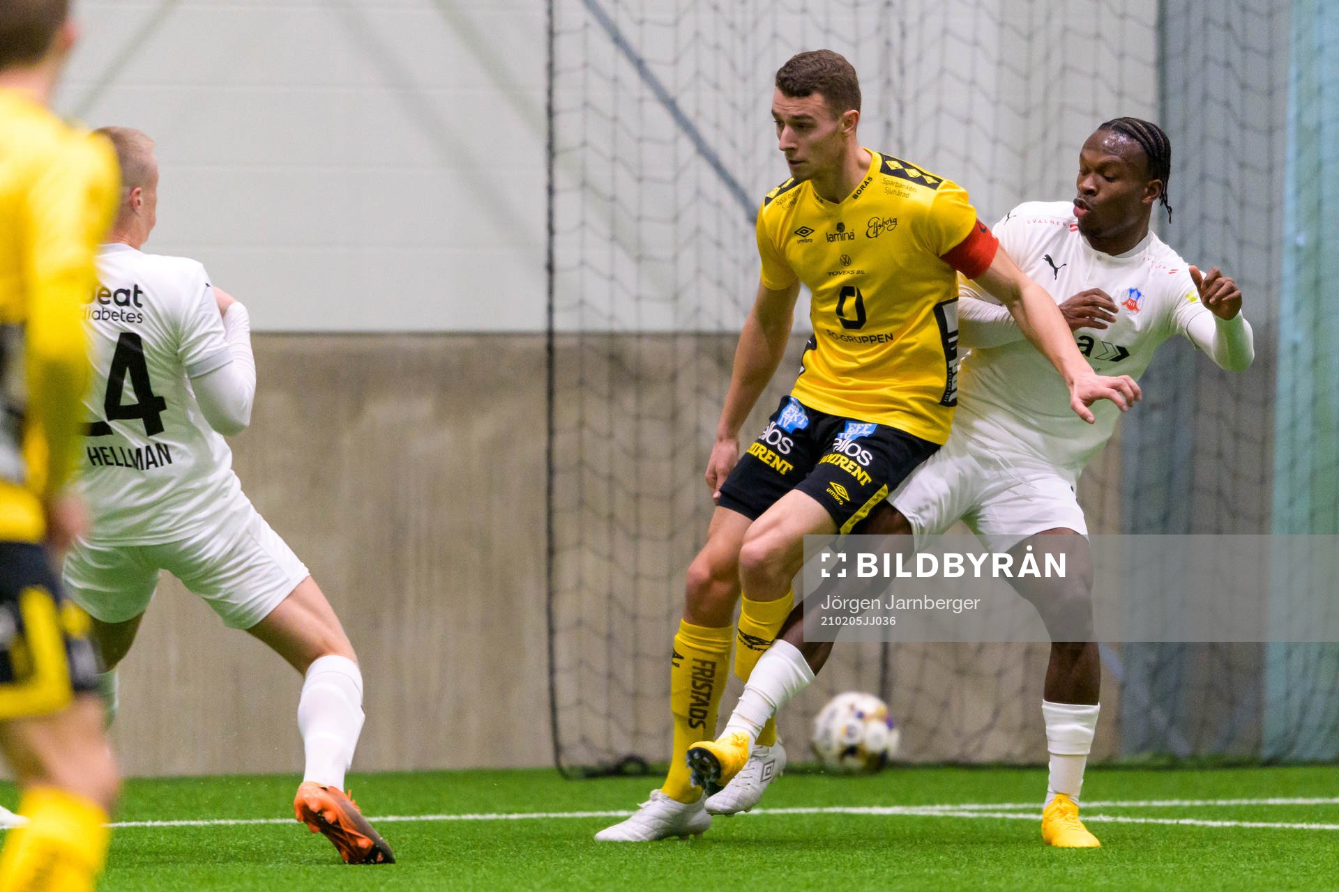 Elfsborgs Christopher McVey och Helsingborgs Noel Mbo