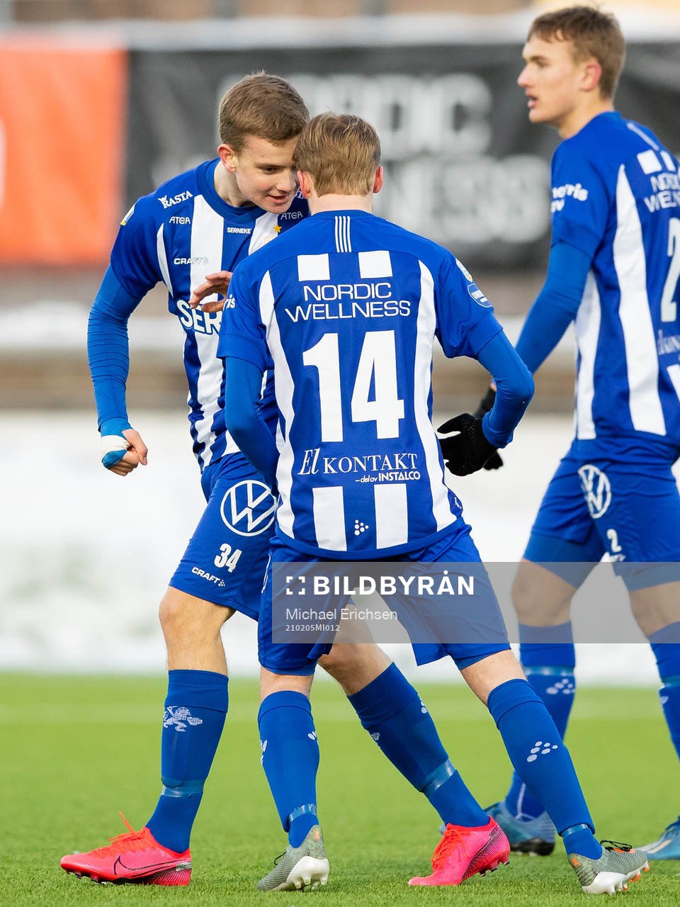 IFK Göteborgs Alfons Nygaard jublar ihop med Hannes