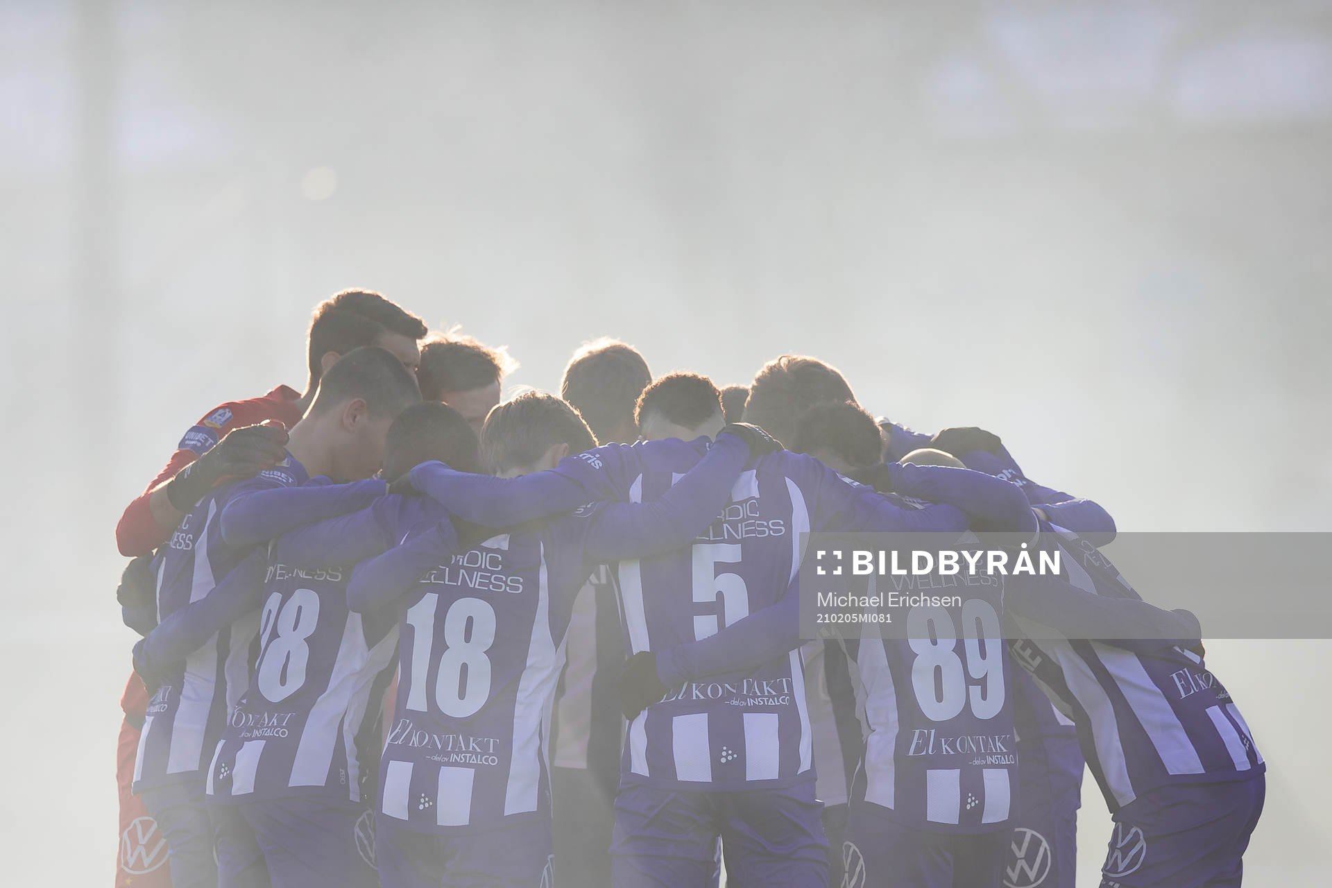 IFK Göteborgs spelare samlade innan  fotbollsmatchen i