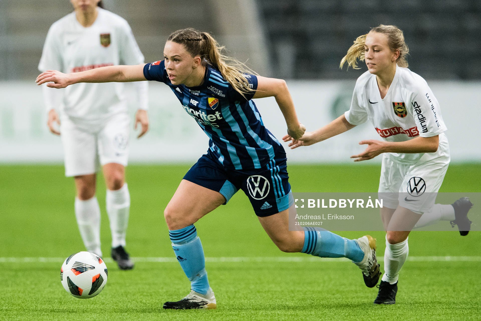 Djurgårdens Hanna Ekengren och Brommapojkarnas Sara