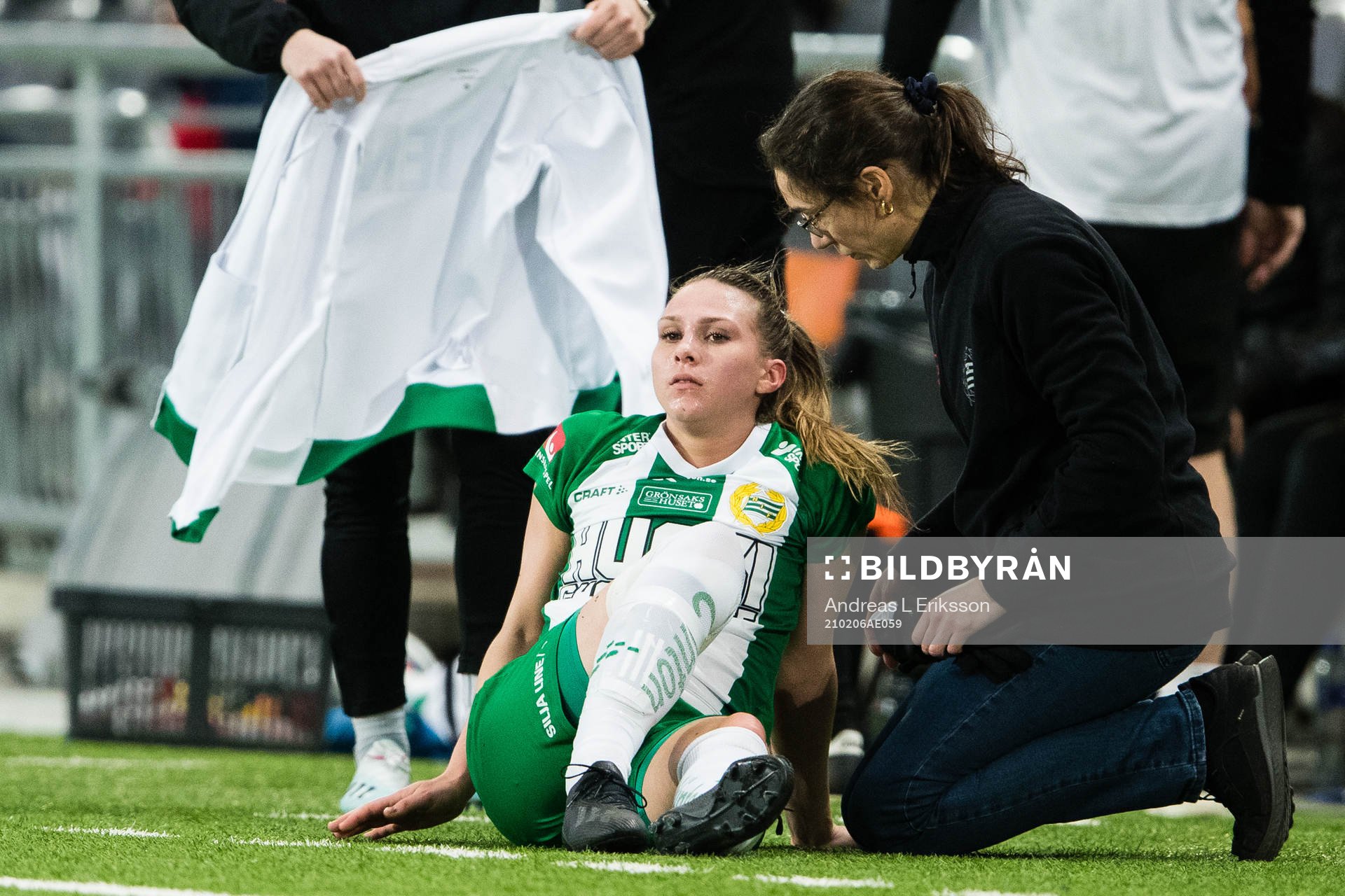 Hammarbys Frida Thörnqvist med en befarad skada