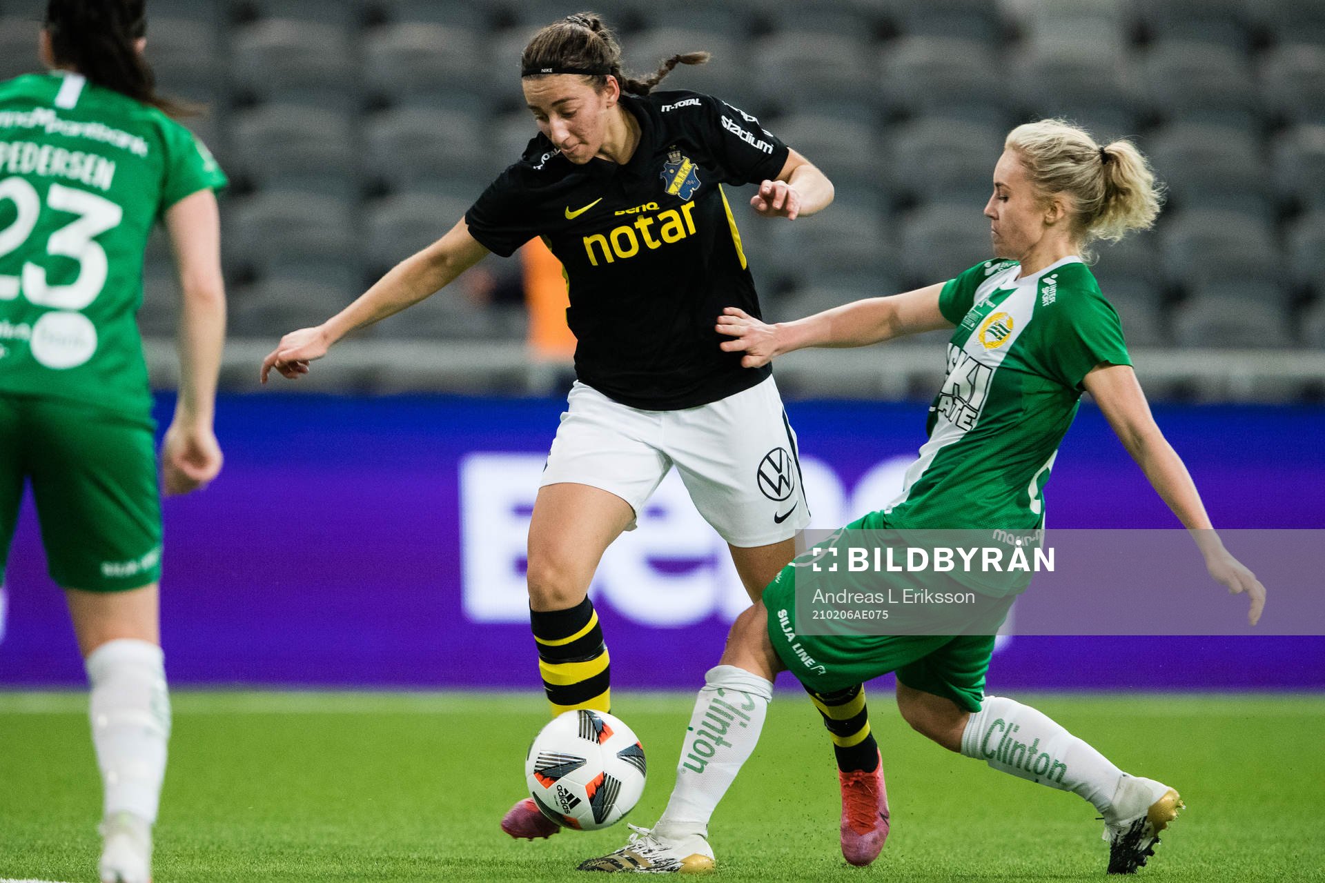 s Rosa Kafaji och Hammarbys Ellen Gibson