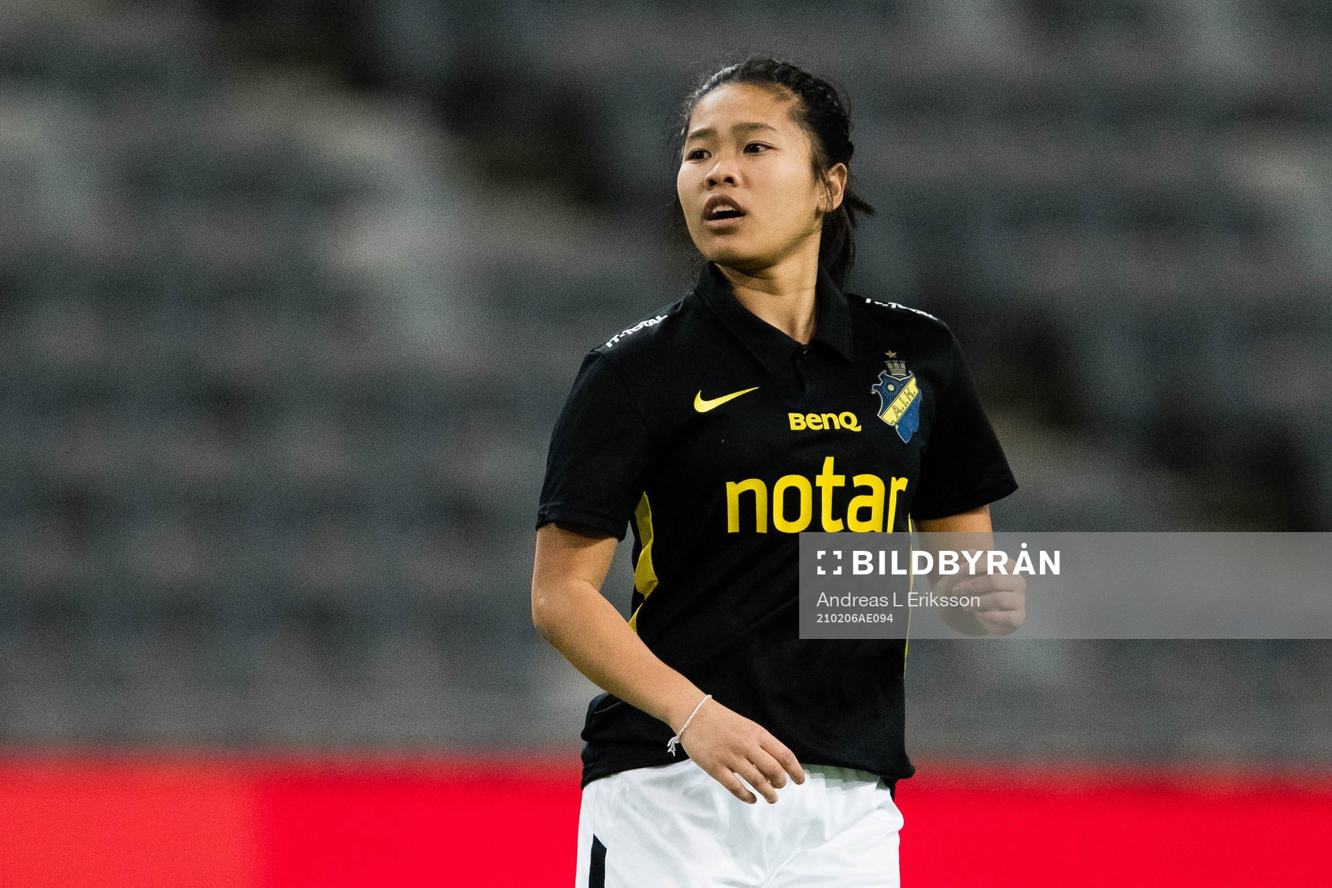 AIK:s Piyatida Somkumpee under träningsmatchen i fotboll mellan Hammarby och AIK den 6 februari 2021 i Stockholm. 