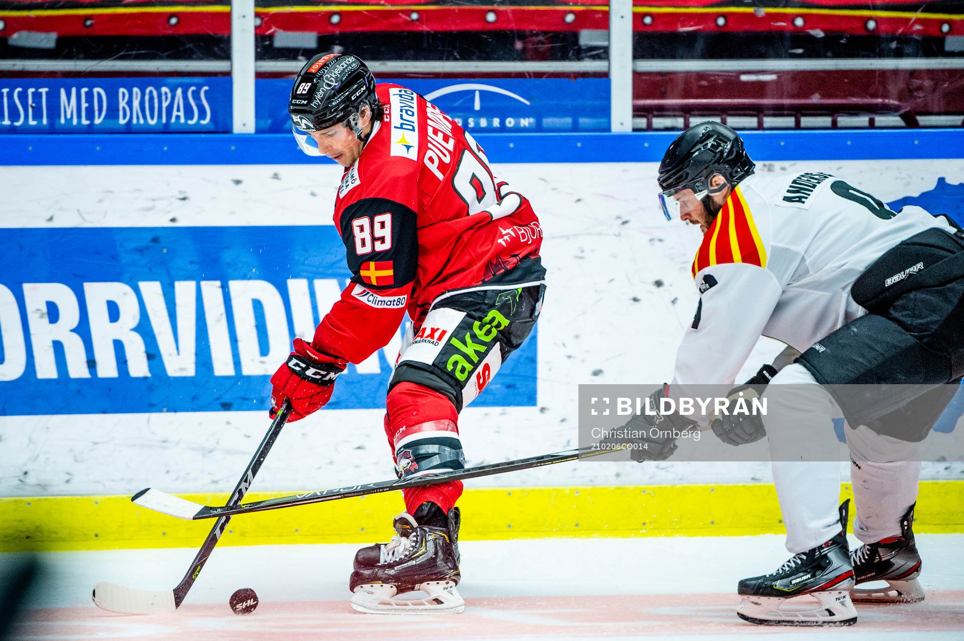 Malmö Redhawks Matt Puempel mot Brynäs Niclas Andersén