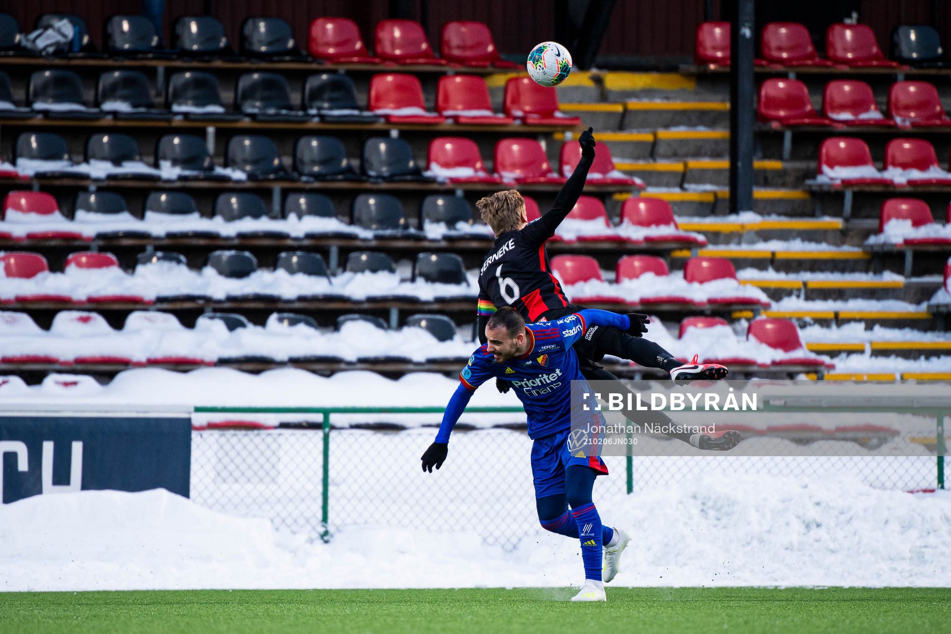 Djurgårdens Dzenis Kozica och Brommapojkarnas Gustav