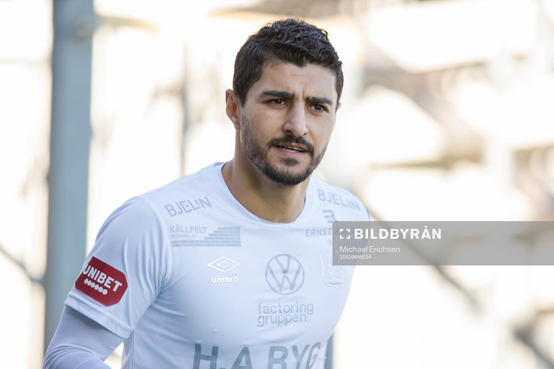 Örgrytes Ailton Jose Almeida innan  fotbollsmatchen i