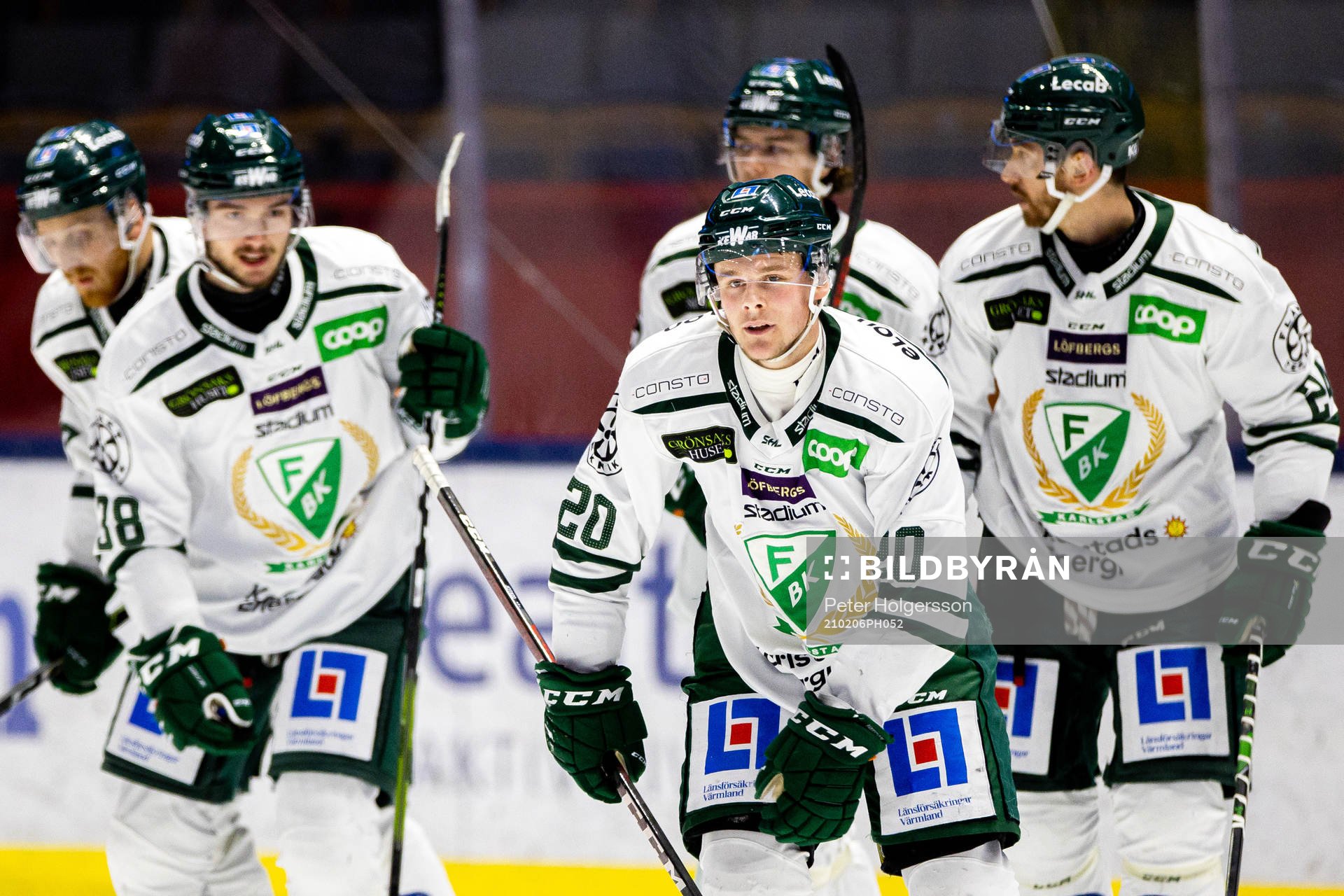 Färjestads Olle Lycksell  jublar