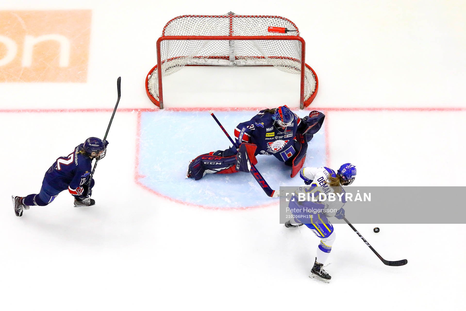 Linköpings målvakt Stephanie Neatby och Leksands Shea