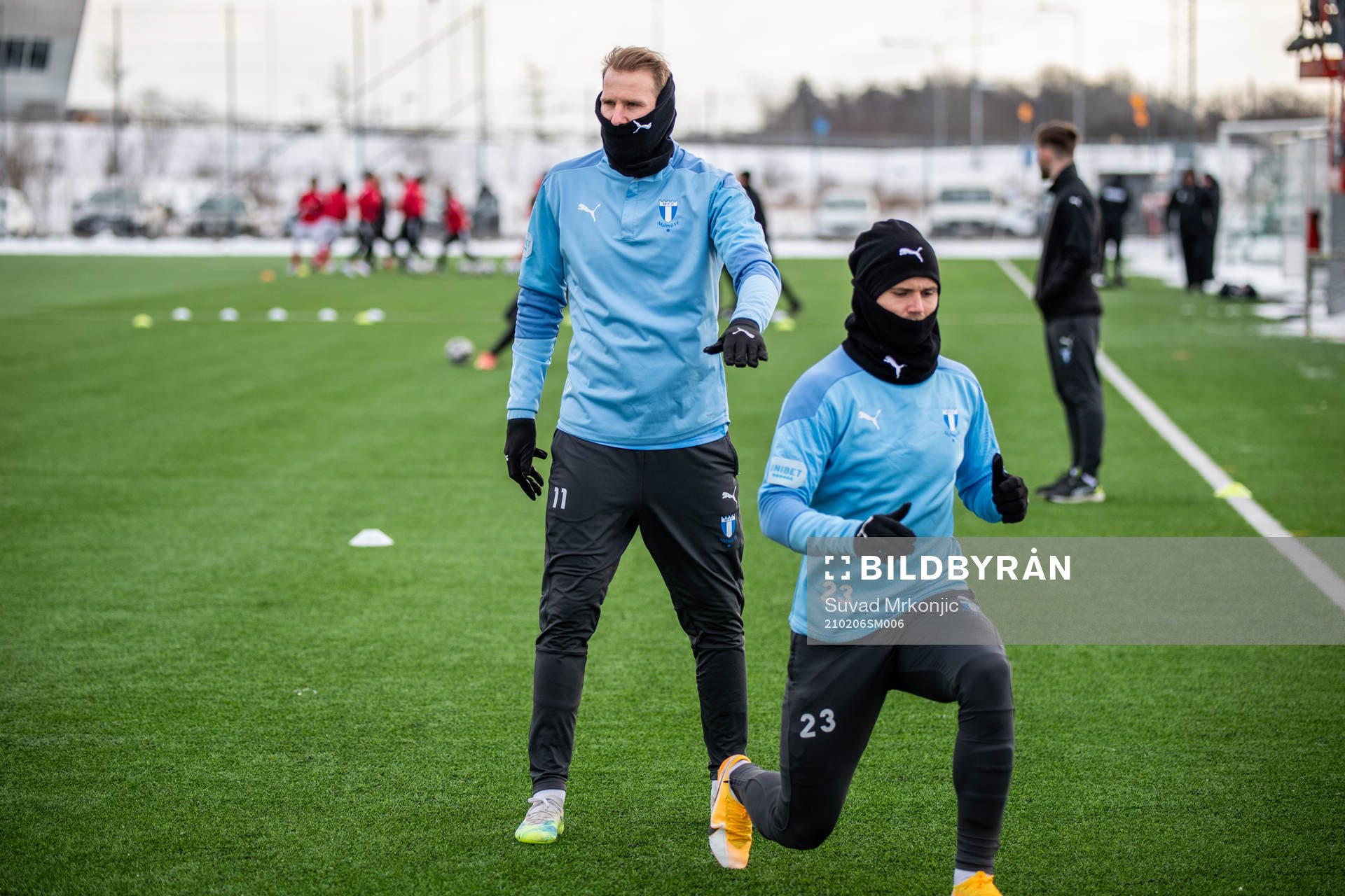 Malmö FFs Ola Toivonen och Marcus Antonsson  värmer upp