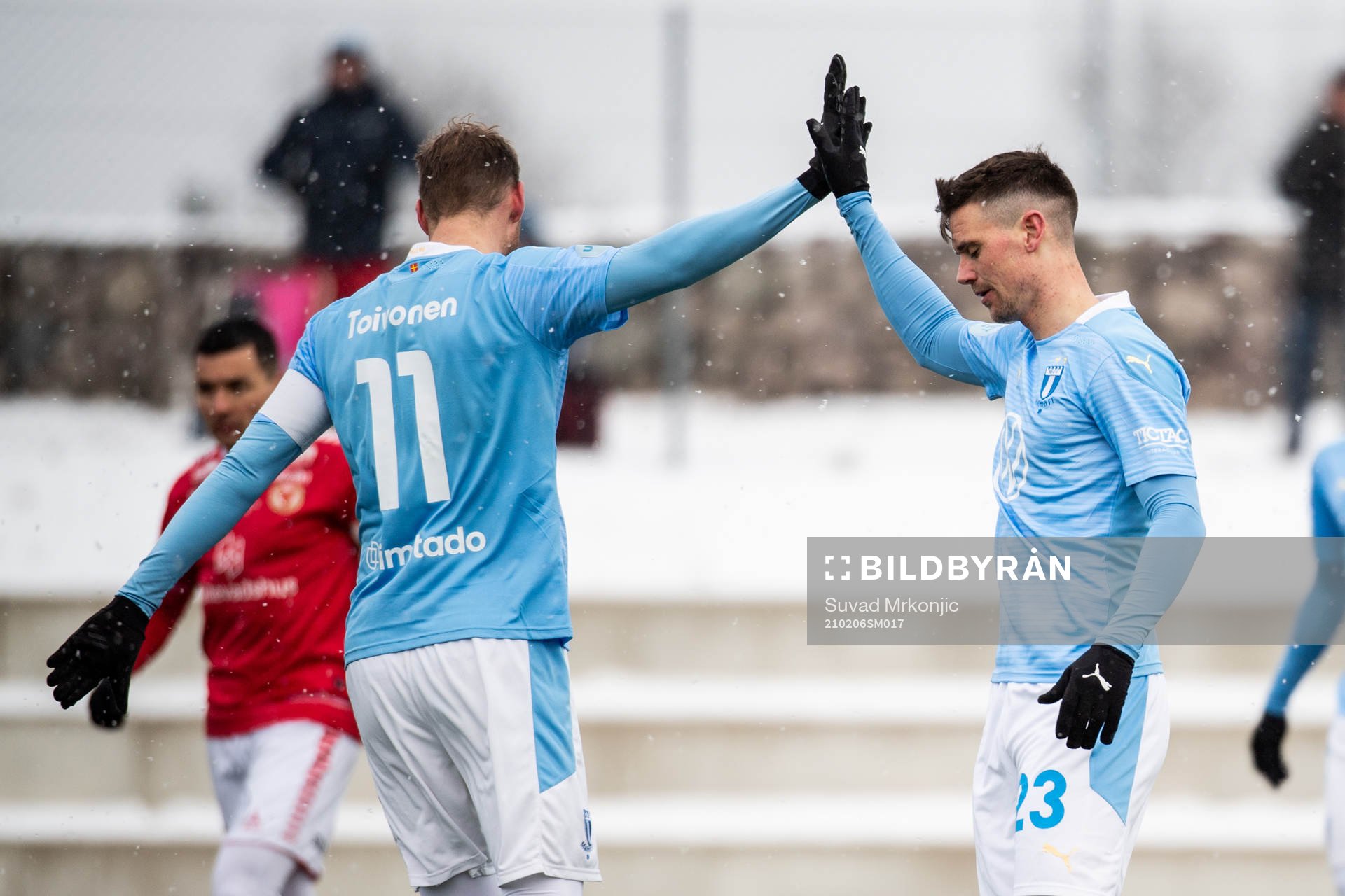 Malmö FFs Marcus Antonsson jublar med Ola Toivonen