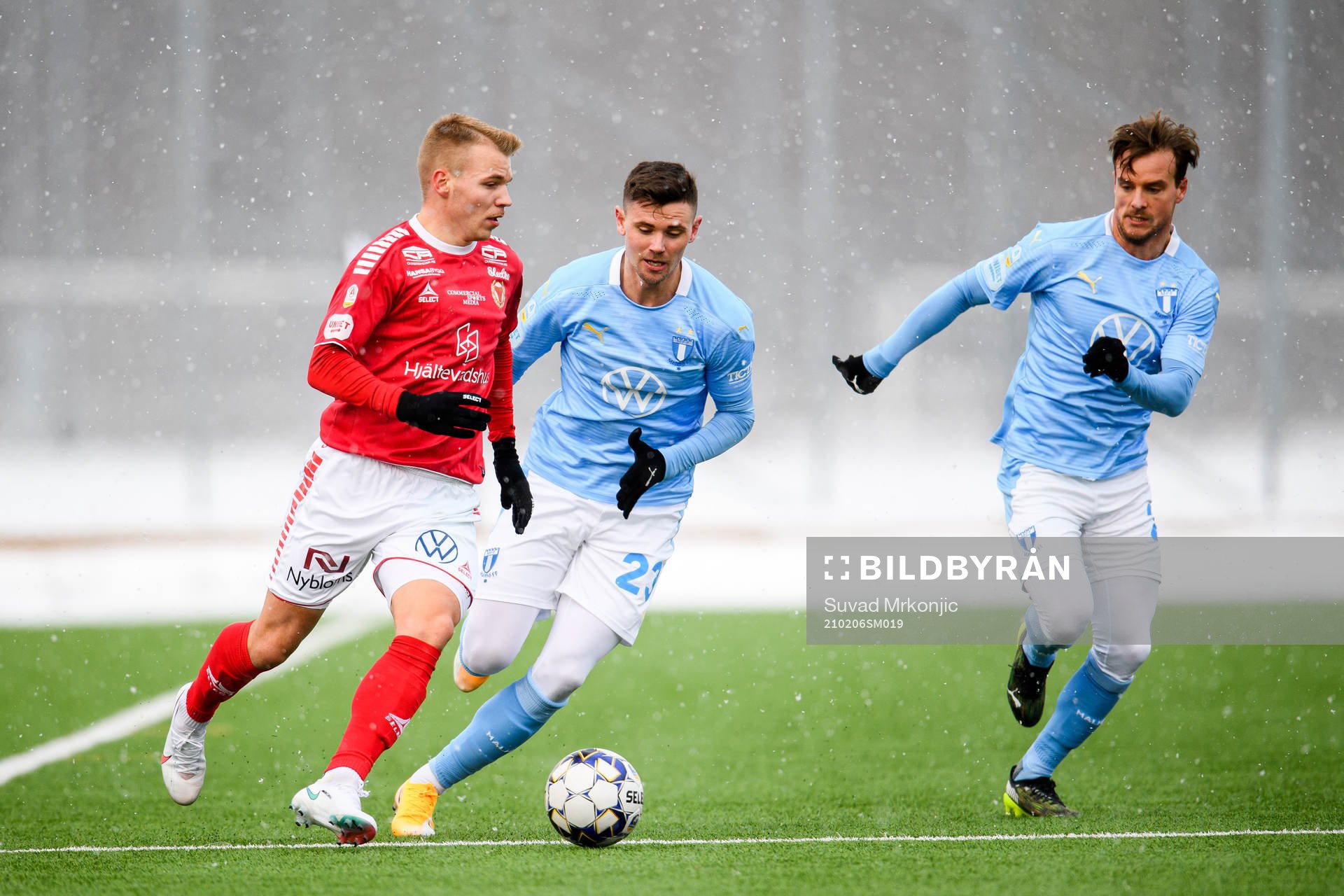 Kalmars Sebastian Ring och Malmö FFs Marcus Antonsson
