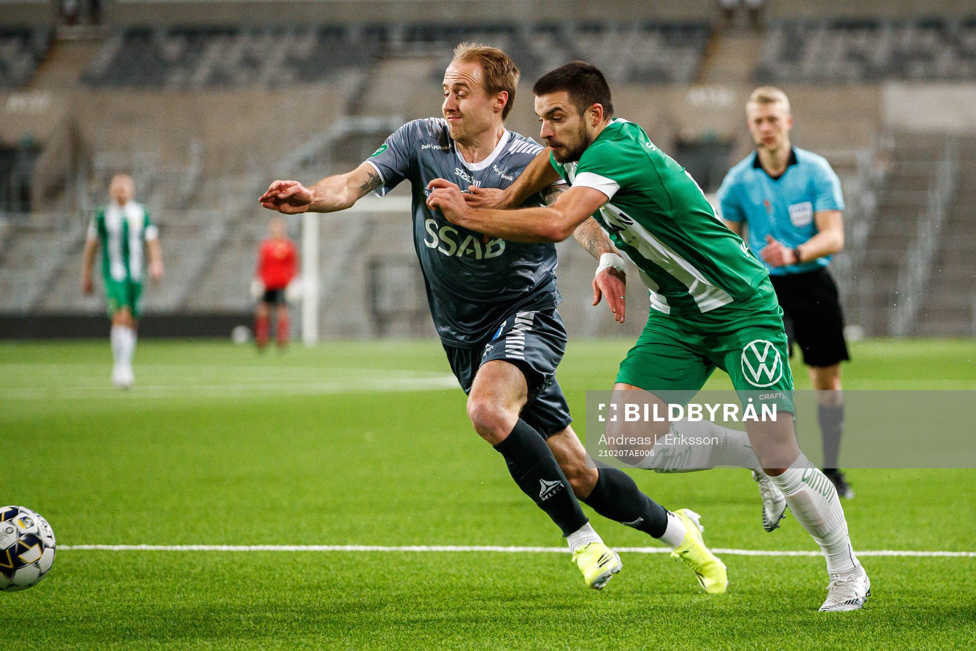 Brages Anton Lundin  och Hammarbys Vladimir Rodic