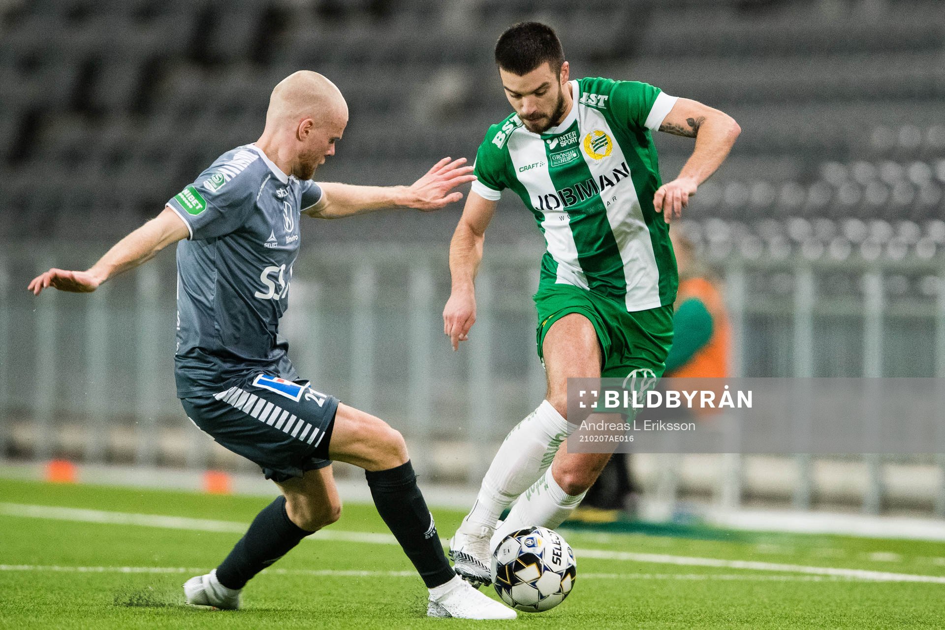Brages Lukas Hiltunen och Hammarbys Vladimir Rodic