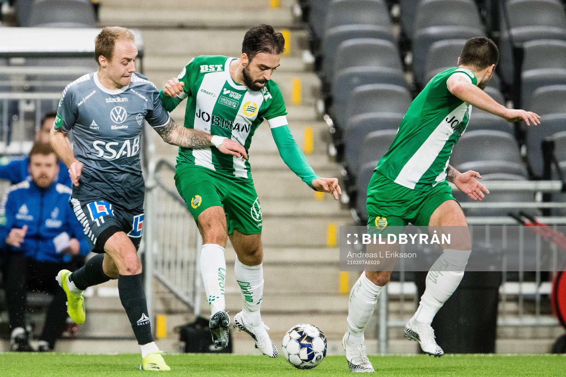 Brages Anton Lundin  och Hammarbys Abdul Khalili