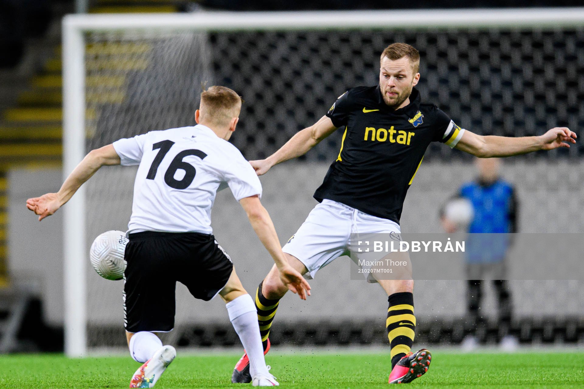 s Sebastian Larsson