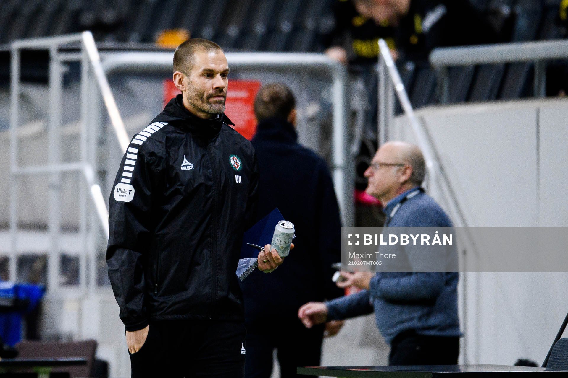 Örebros assisterande tränare Ulf Kristiansson under träningsmatchen i fotboll mellan AIK och Örebro den 7 februari 2021 i Stockholm. 