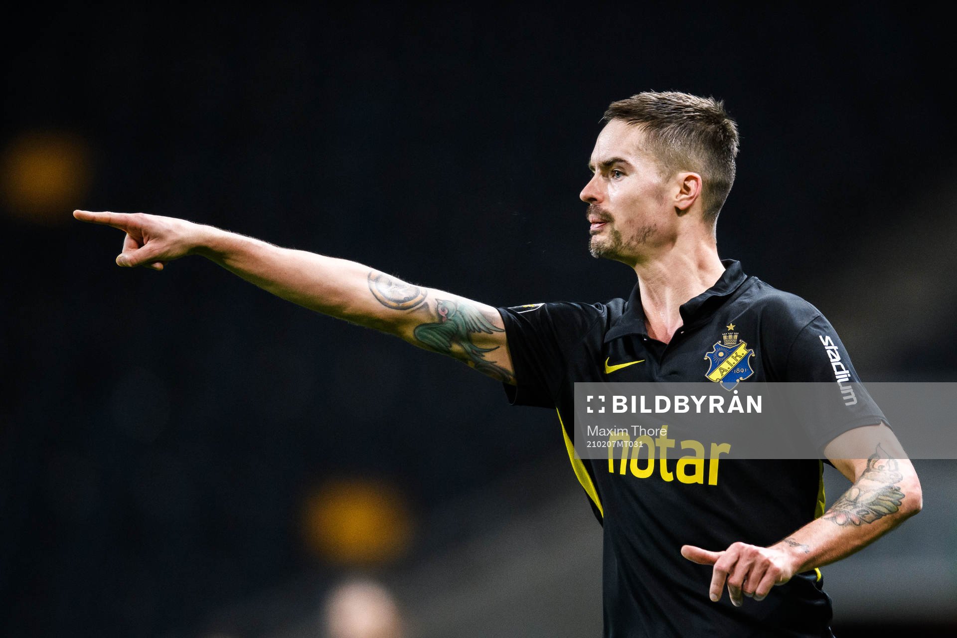 s Mikael Lustig