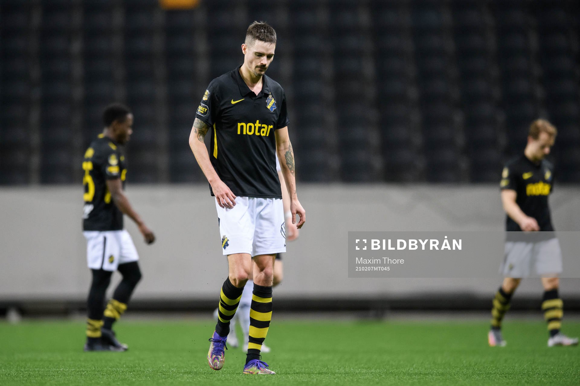 s Mikael Lustig deppar