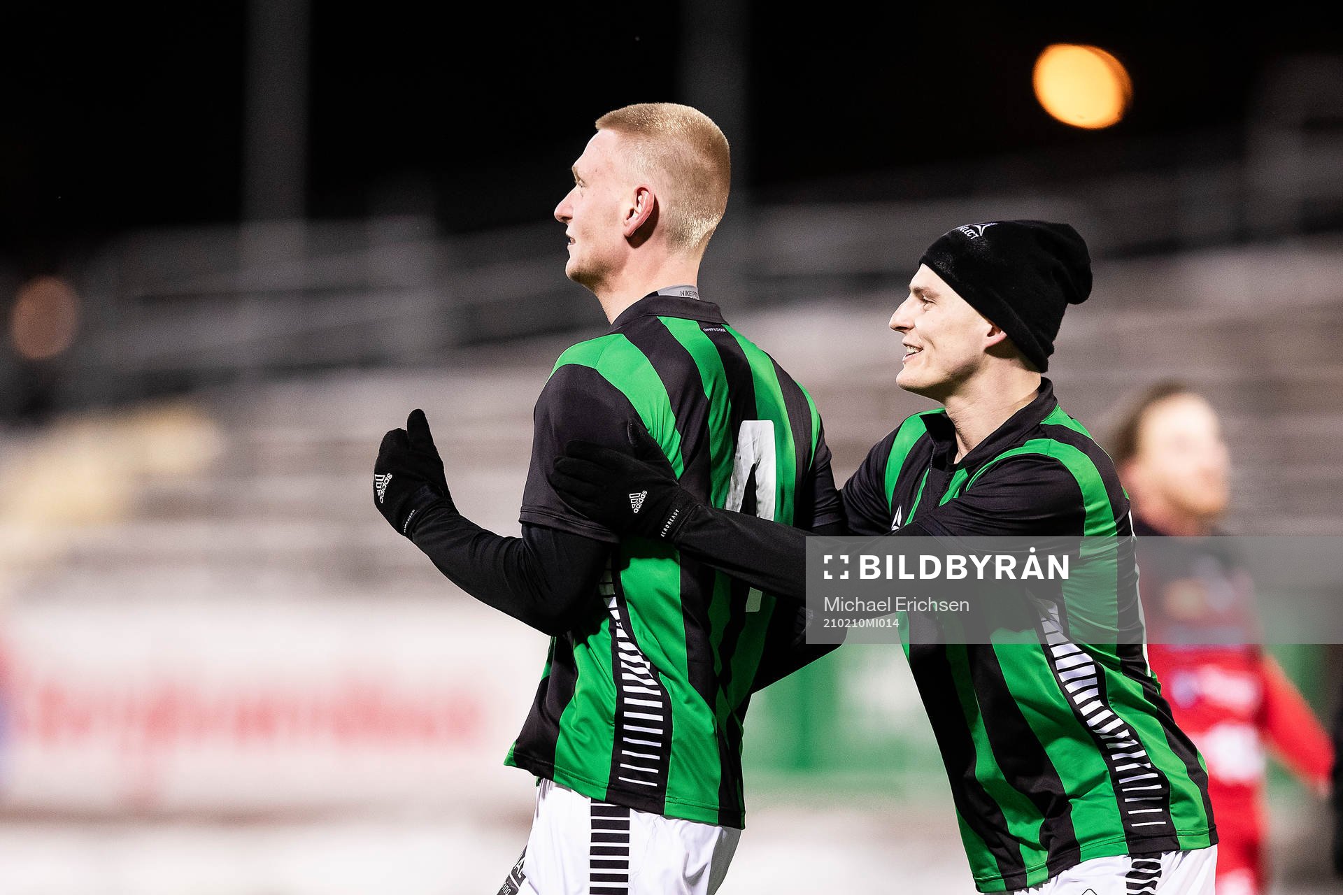 GAIS Joackim Åberg och Johan Andersson jublar