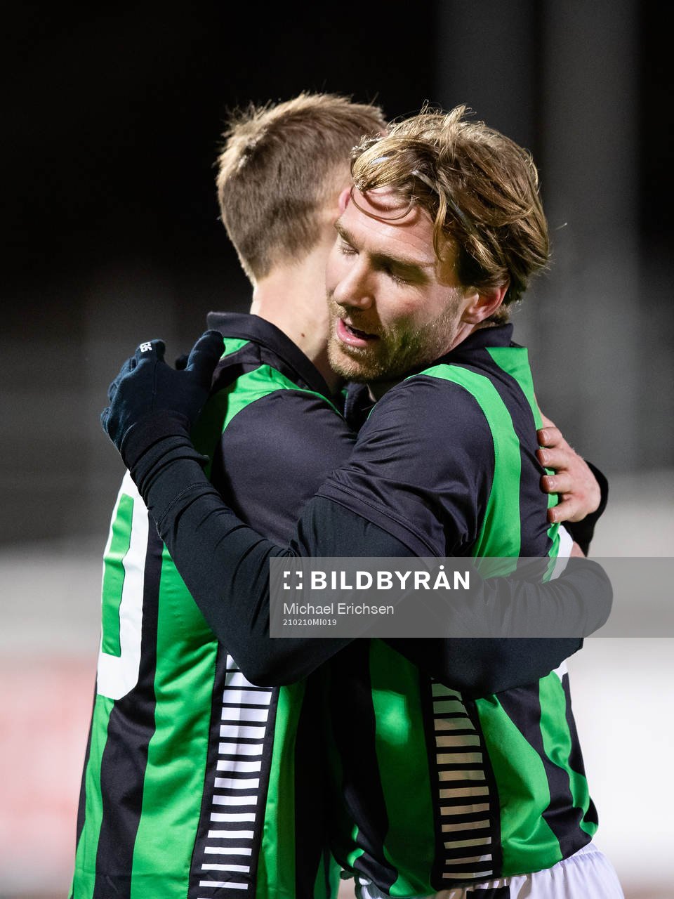GAIS Daniel Sterner jublar ihop med August Wängberg