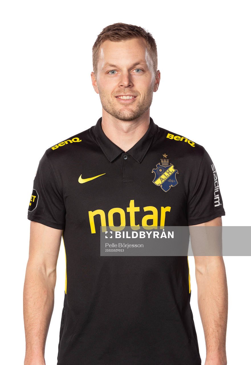 s Sebastian Larsson