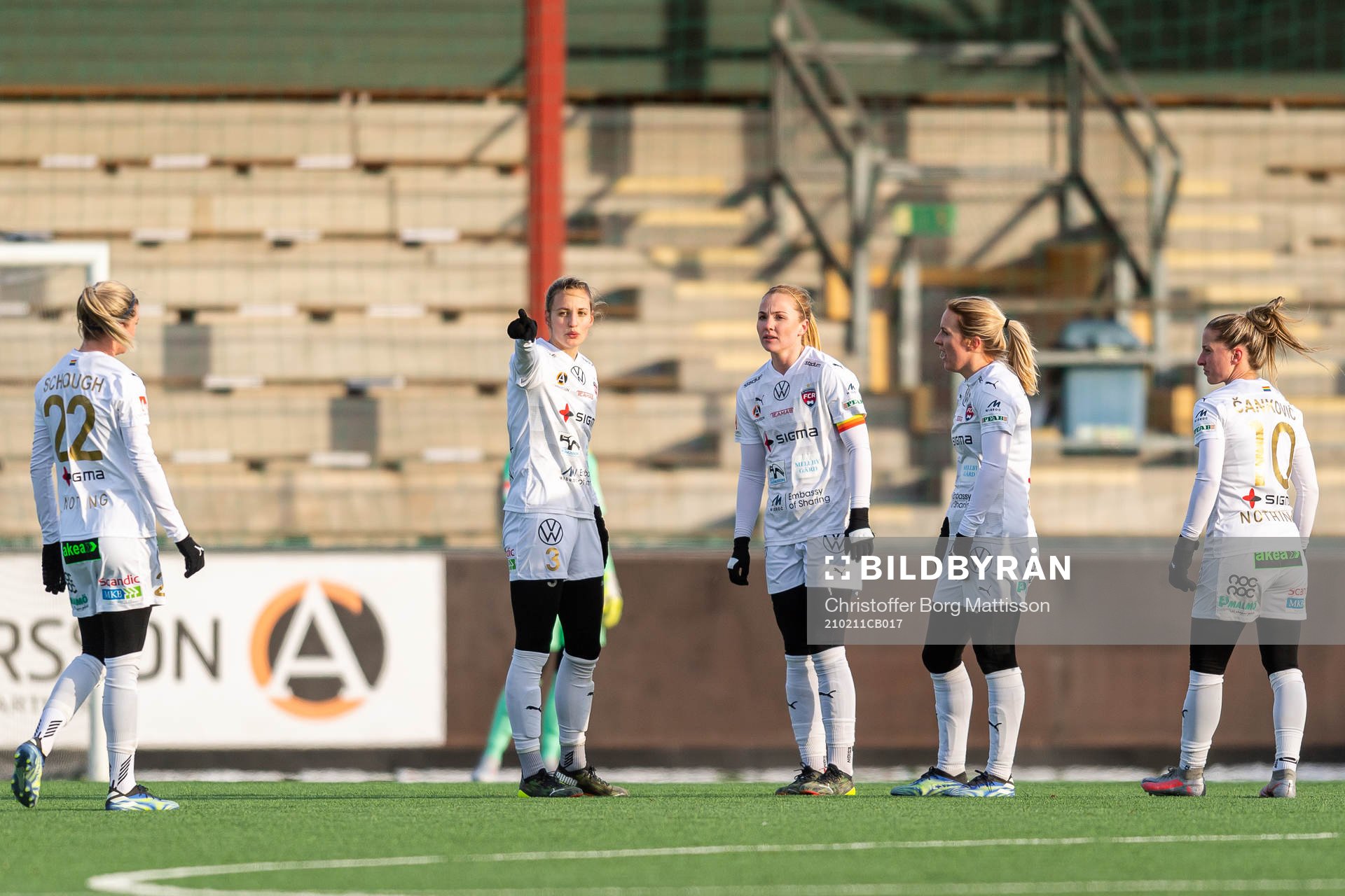 Rosengårds Olivia Schough, Nathalie Björn, Glodis Perla
