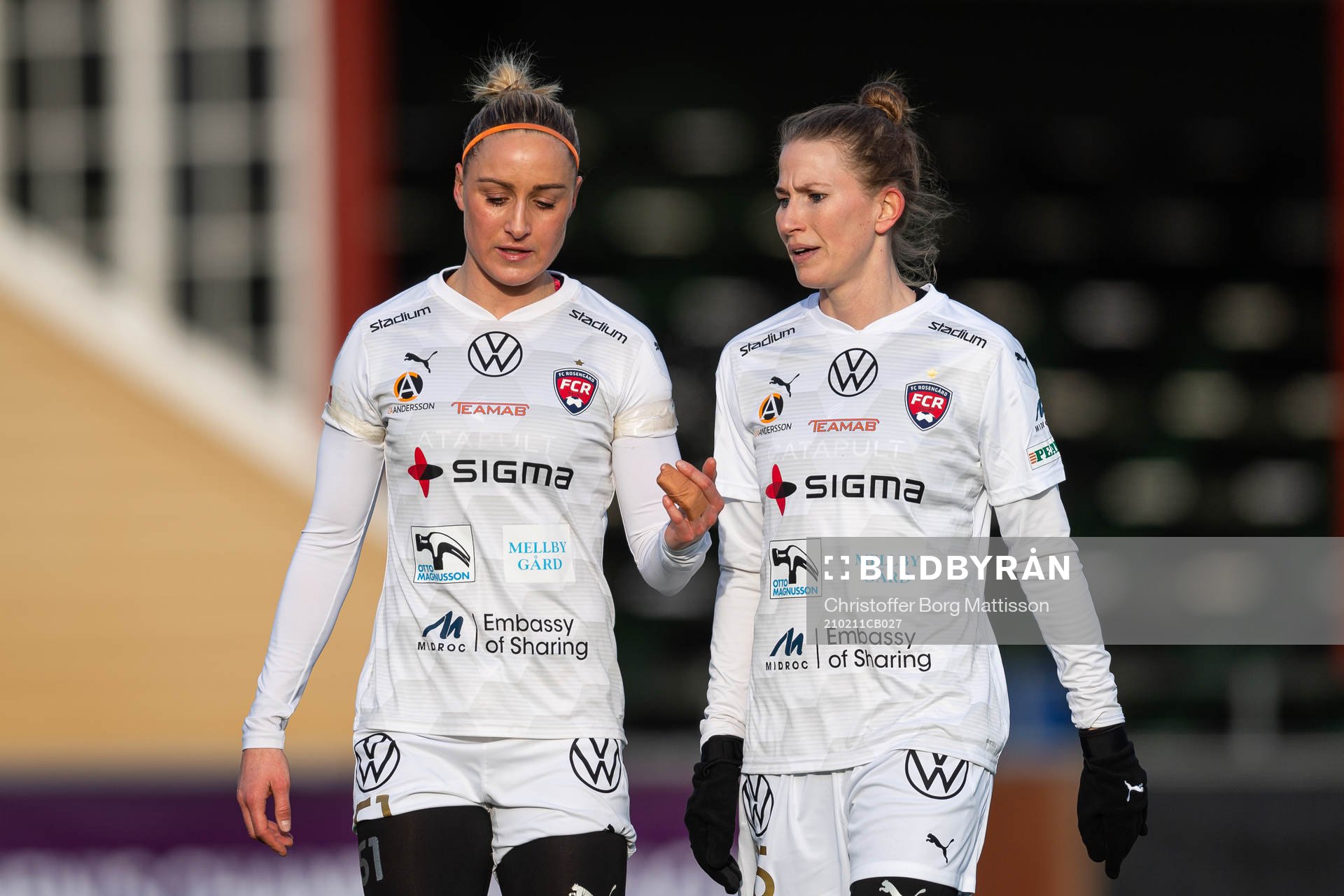 Rosengårds Sanne Troelsgaard och Emma Berglund