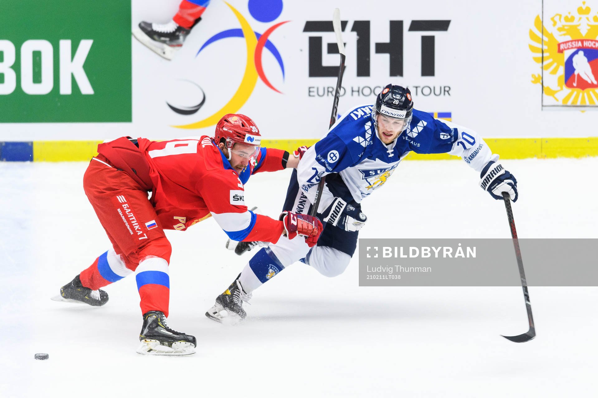 Daniil Misyul of Russia and Niko Ojamäki of Finland