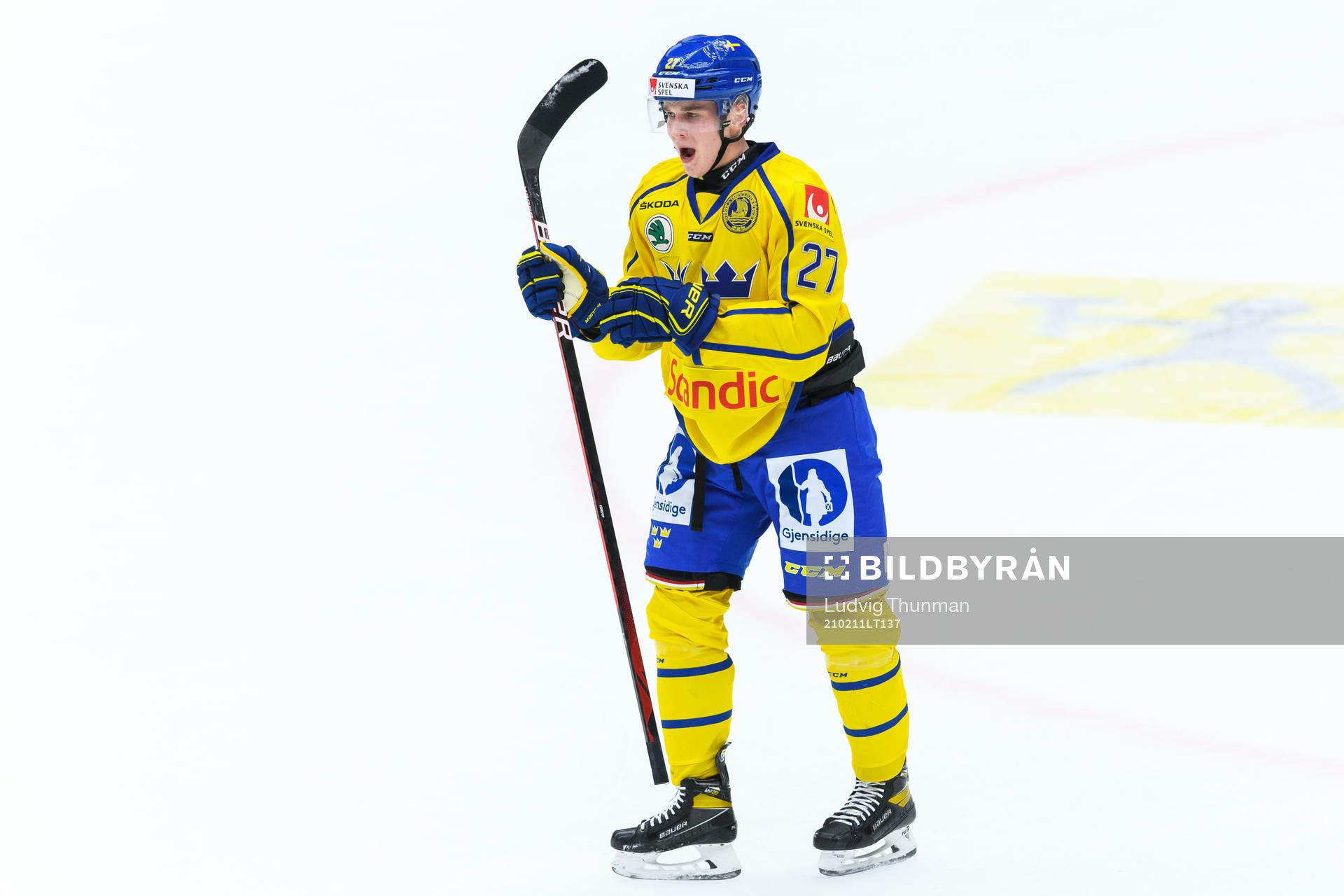 Nils Lundkvist of Sweden celebrates