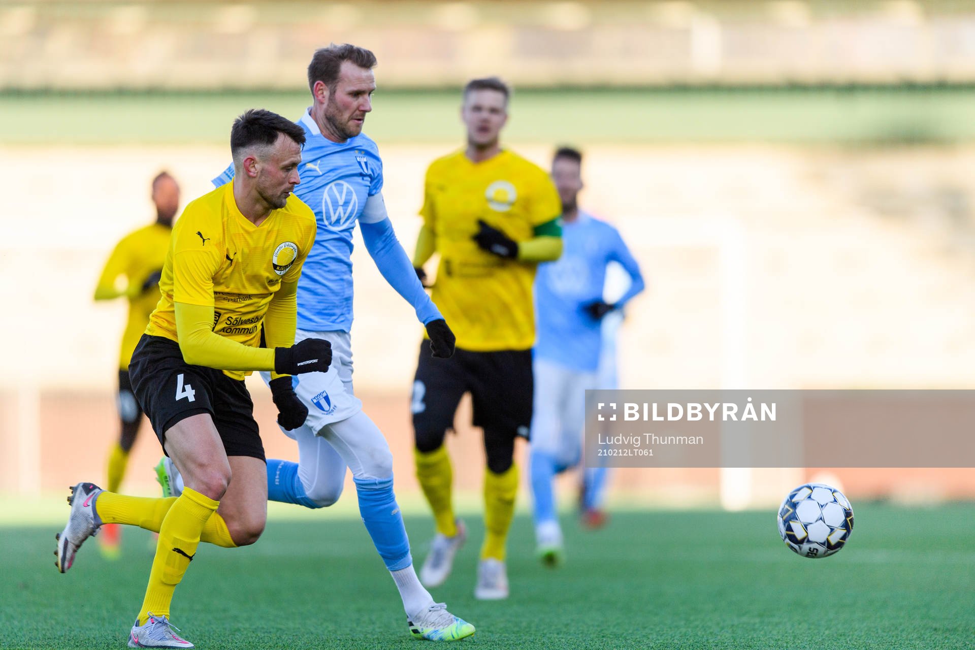 Mjällbys Max Watson och Malmö FFs Ola Toivonen