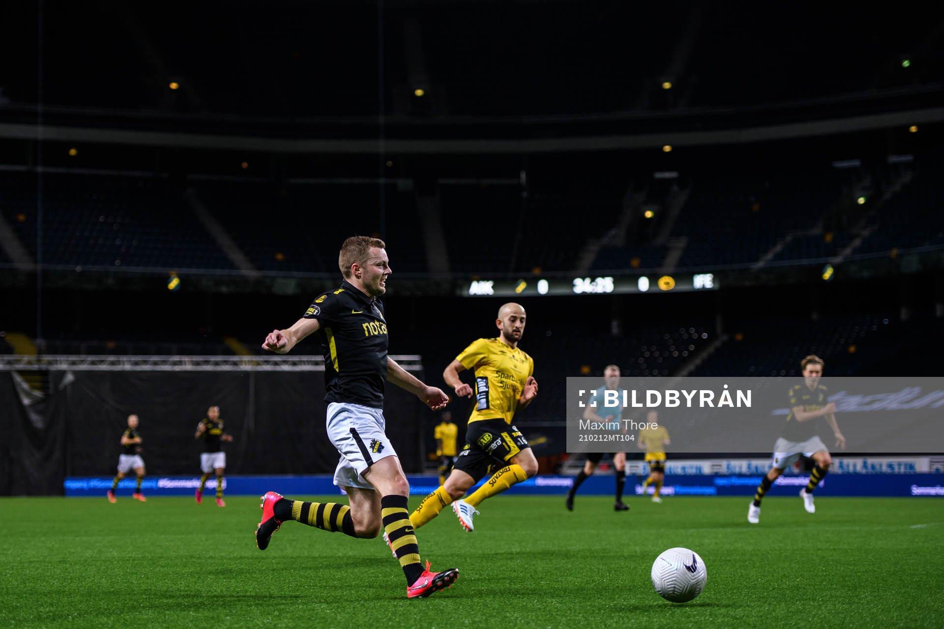 s Sebastian Larsson
