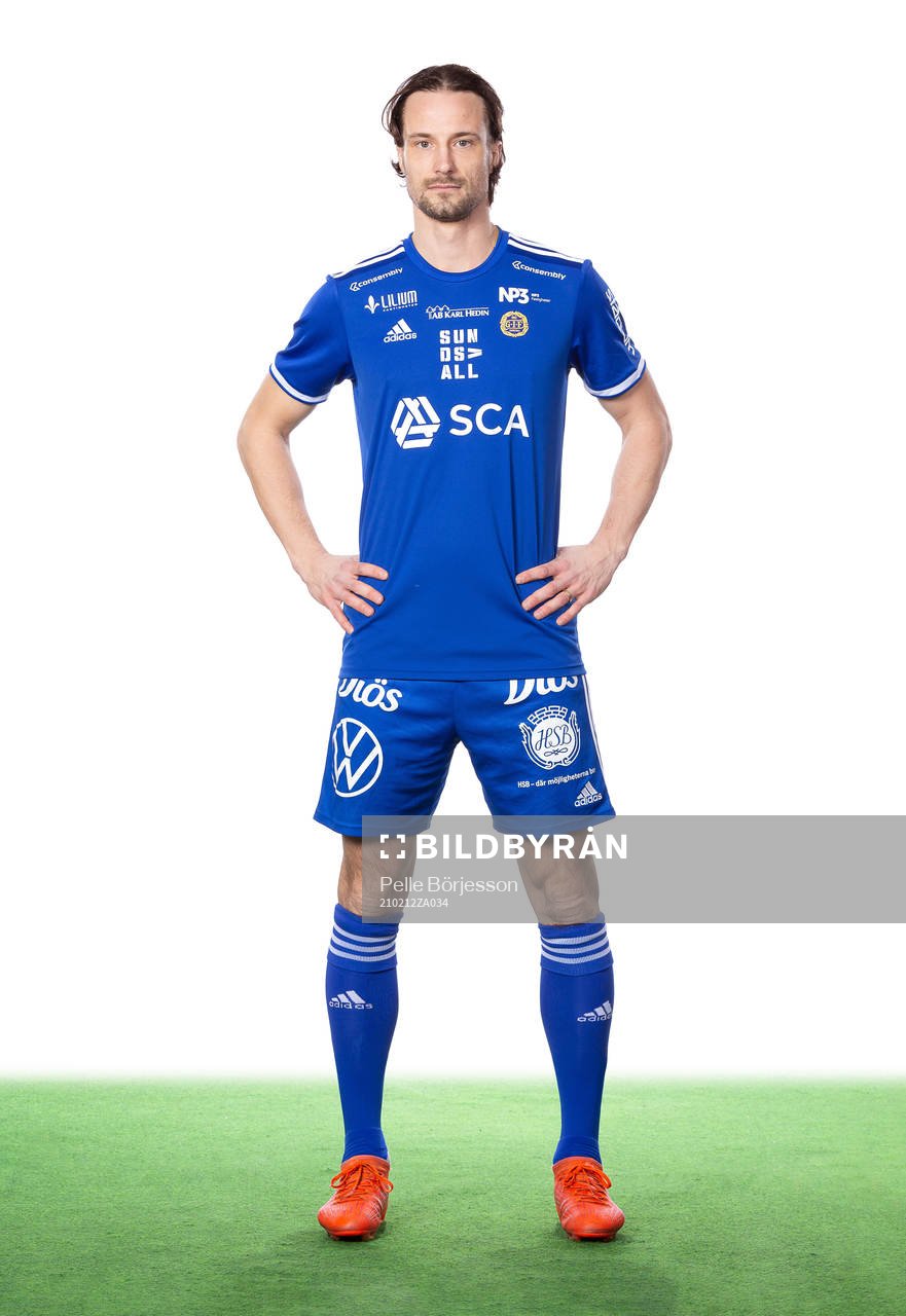 Sundsvalls Linus Hallenius poserar för ett porträtt den 12 februari 2021 i Sundsvall.