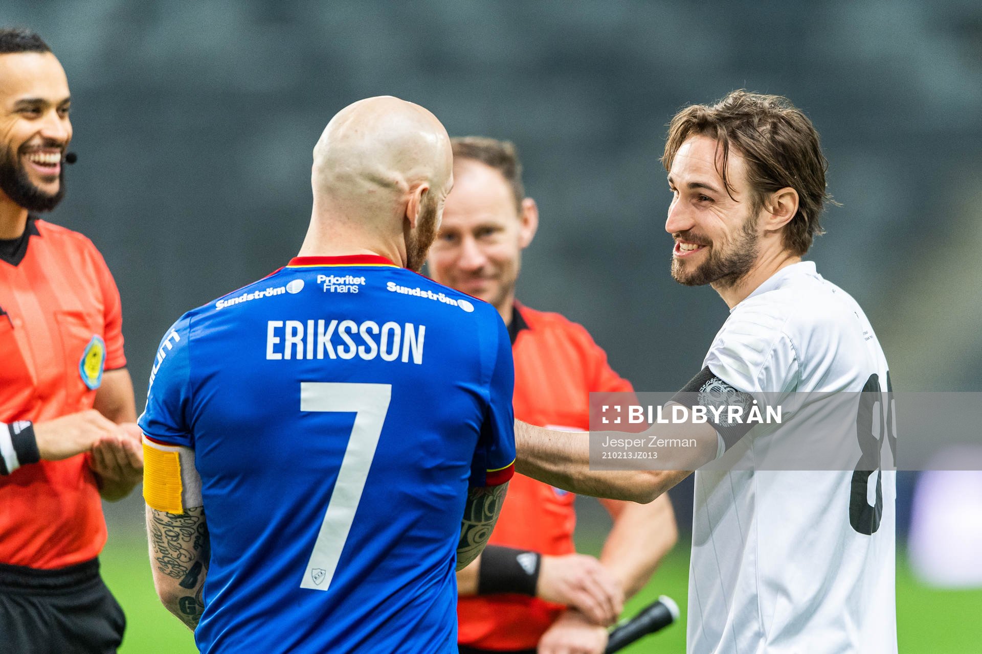 Djurgårdens Magnus Eriksson och Örebros Kevin Walker