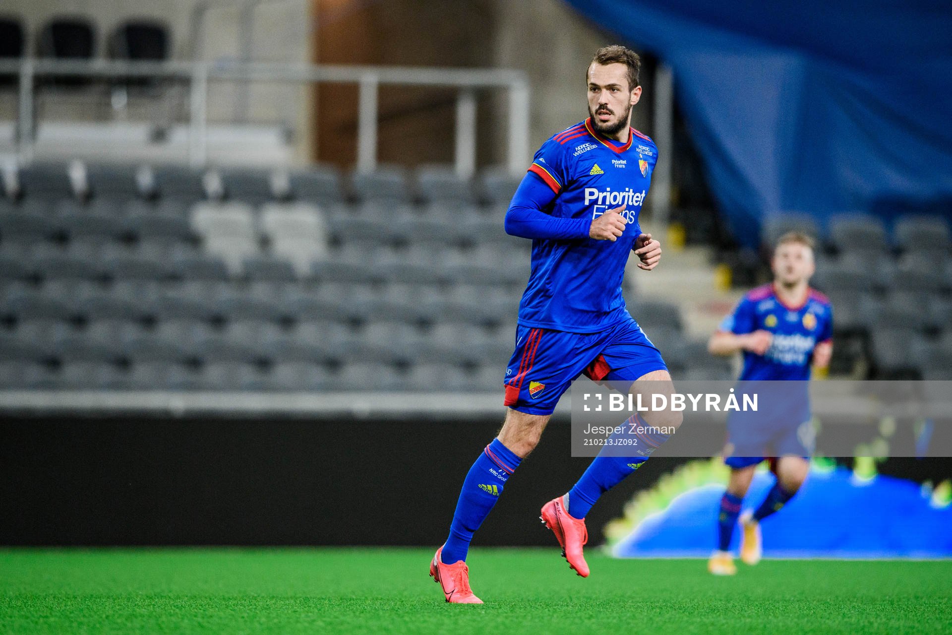 Djurgårdens Emir Kujovic under träningsmatchen i fotboll mellan Djurgården och Örebro den 13 februari 2021 i Stockholm. 