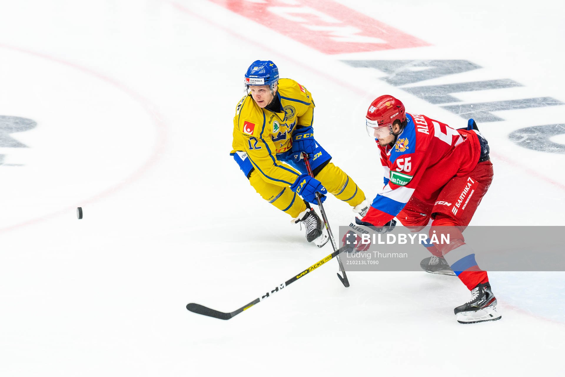 Max Friberg of Sweden and Aleksandr Alexeyev of Russia