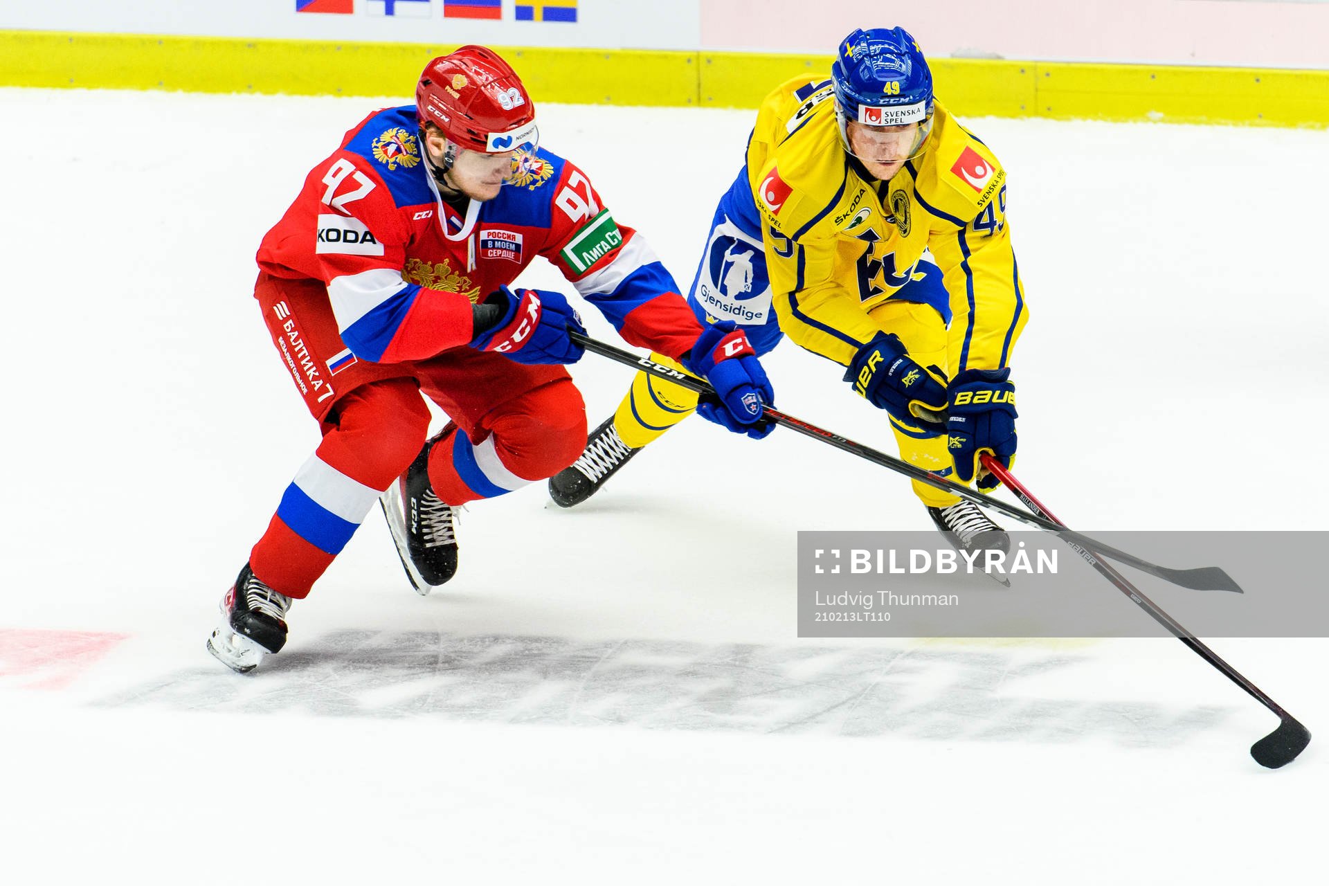 Vasily Podkolzin of Russia and Filip Hållander of Sweden