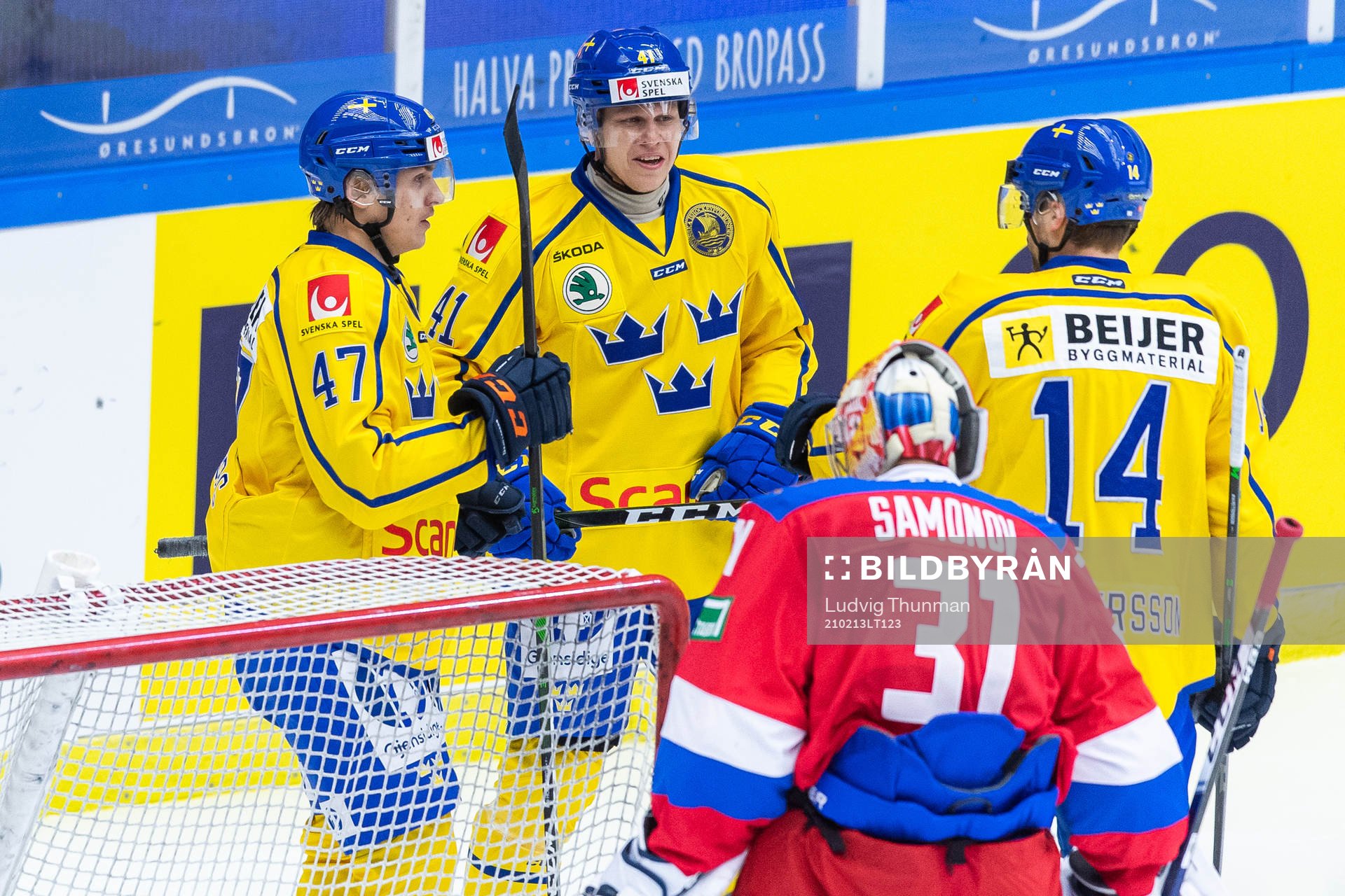 Emil Pettersson of Sweden celebrates with Pontus Holmberg