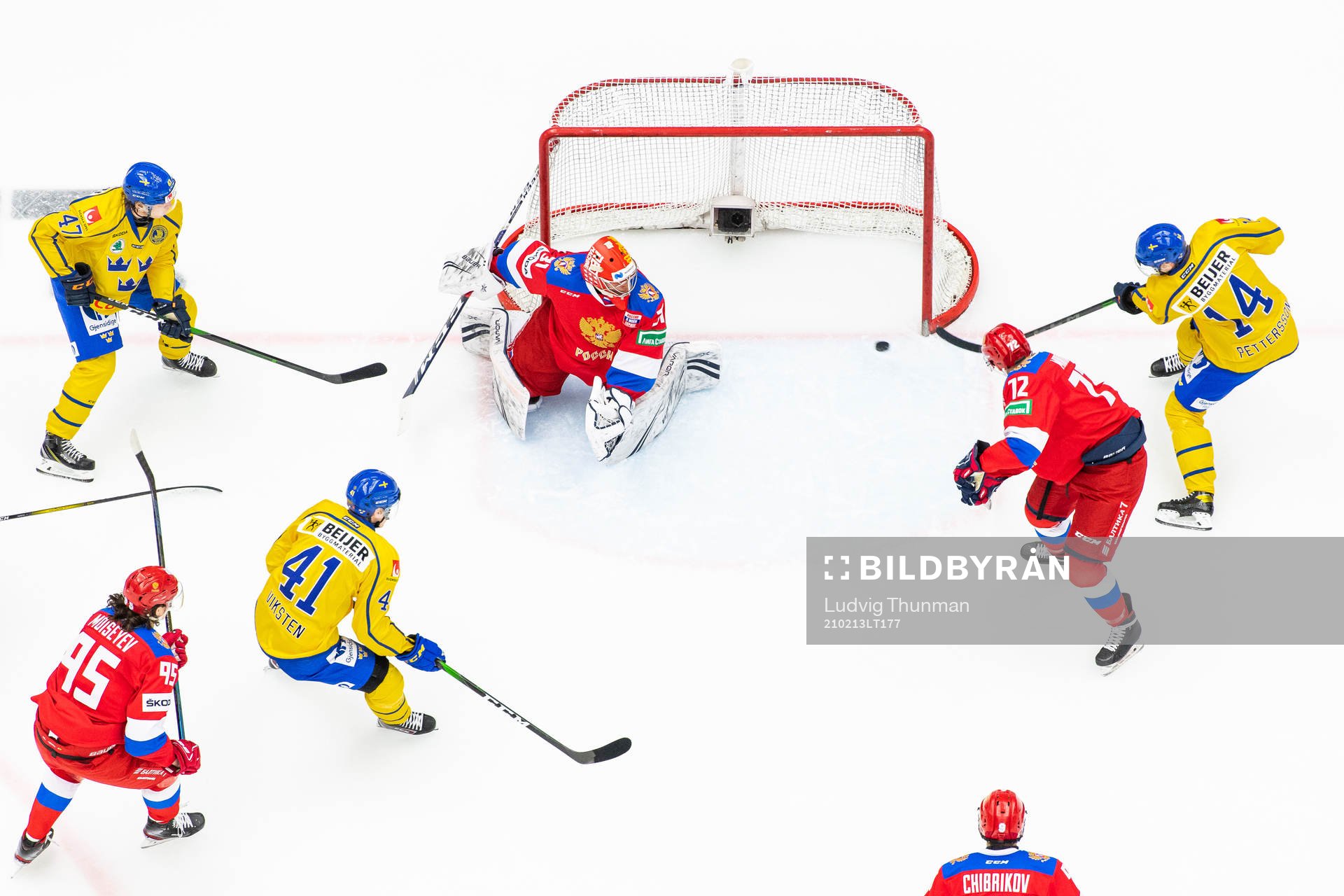 Pontus Holmberg and Daniel Viksten of Sweden see Emil