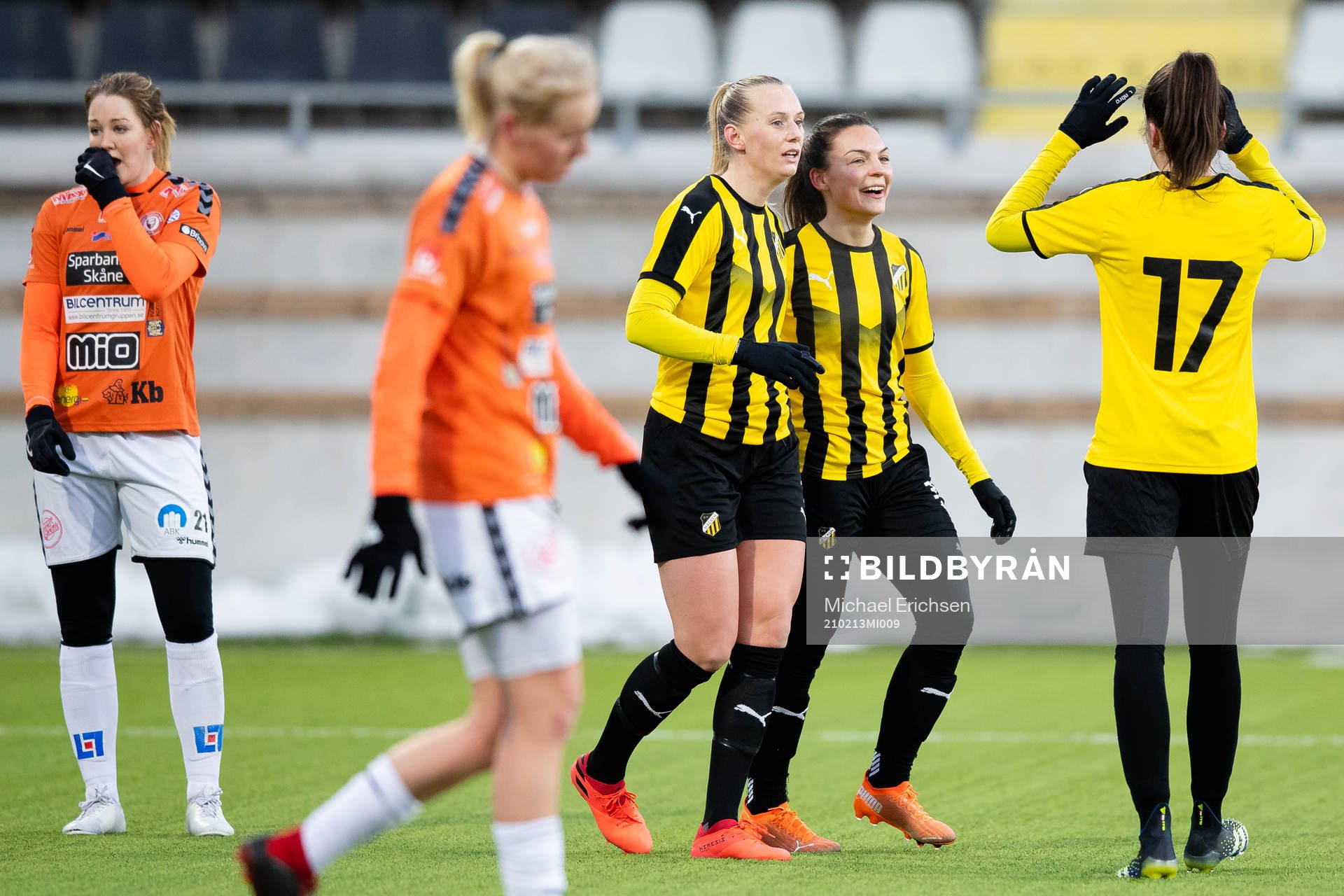 Häckens Johanna Rytting Kaneryd jublar med Stina