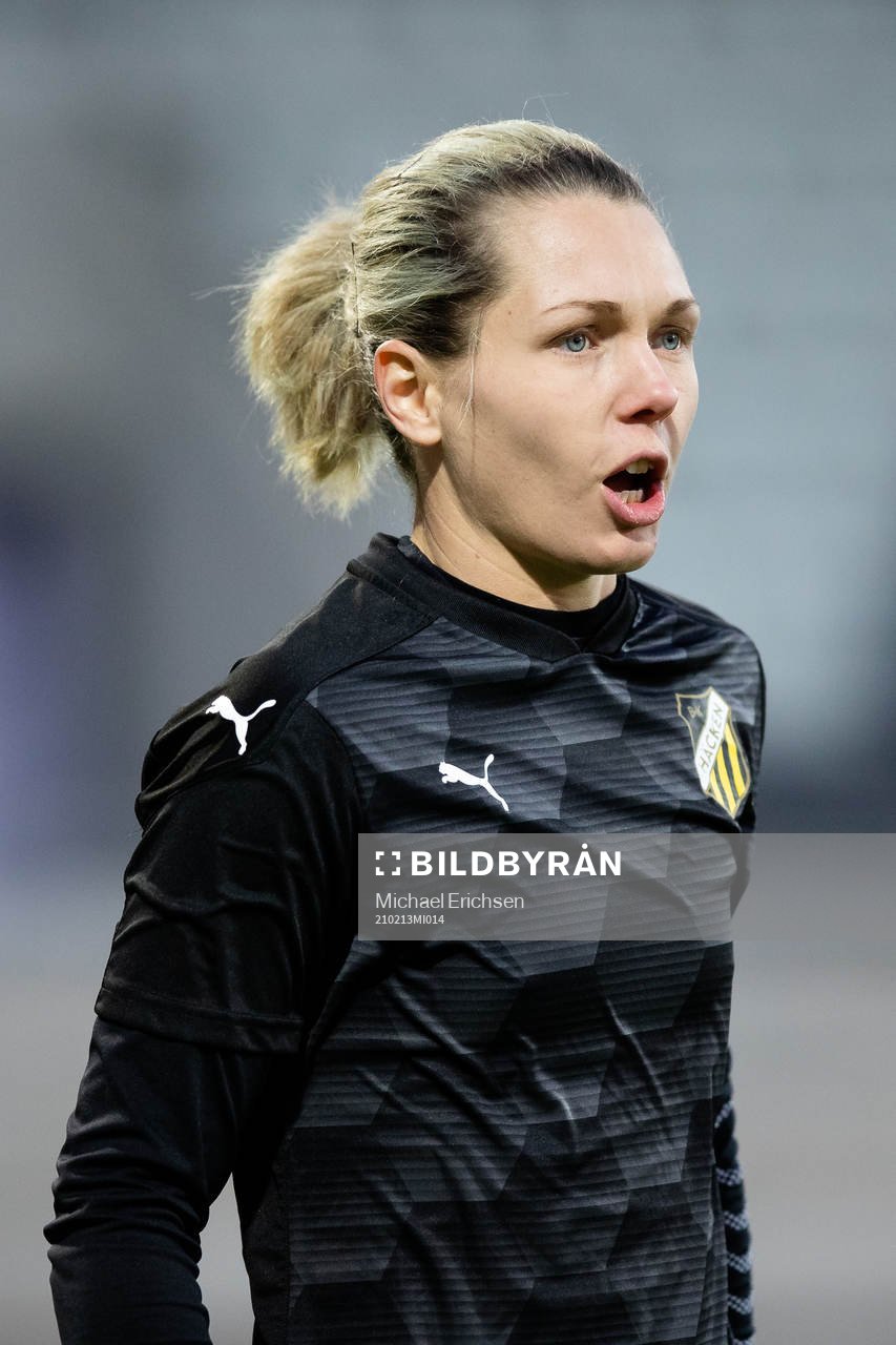 Häckens målvakt Jennifer Falk