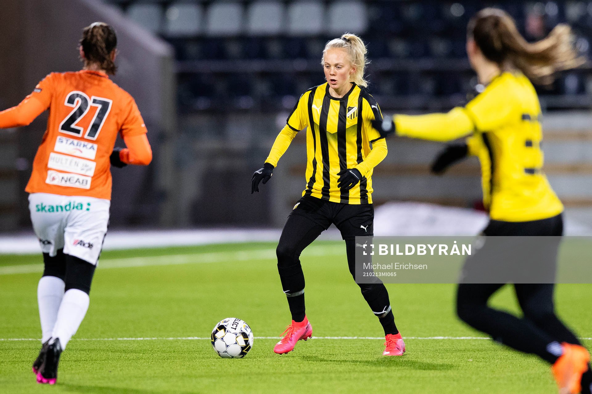 Häckens Molly Johansson