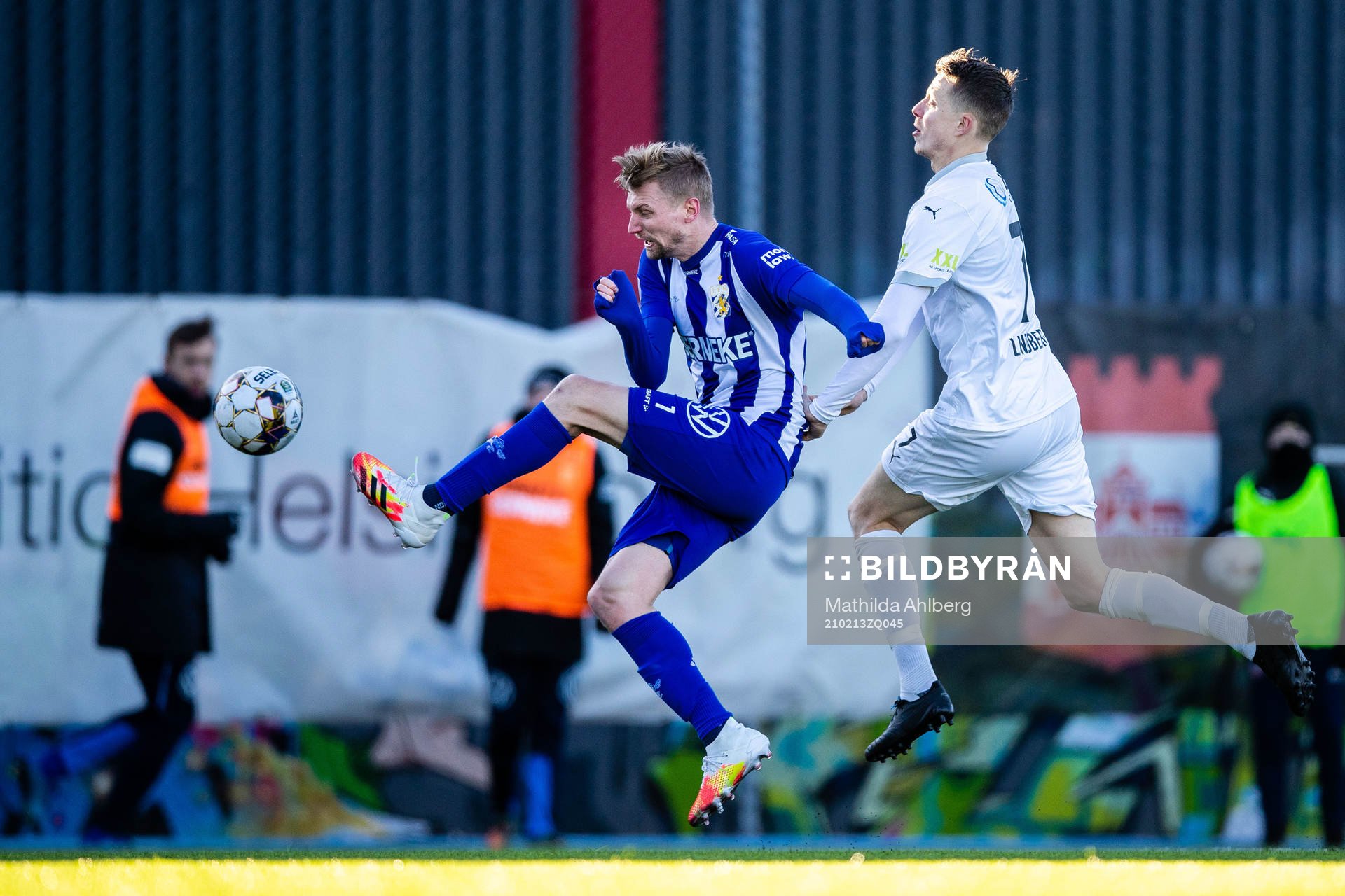 IFK Göteborg Sebastian Eriksson och Helsingborgs Viktor