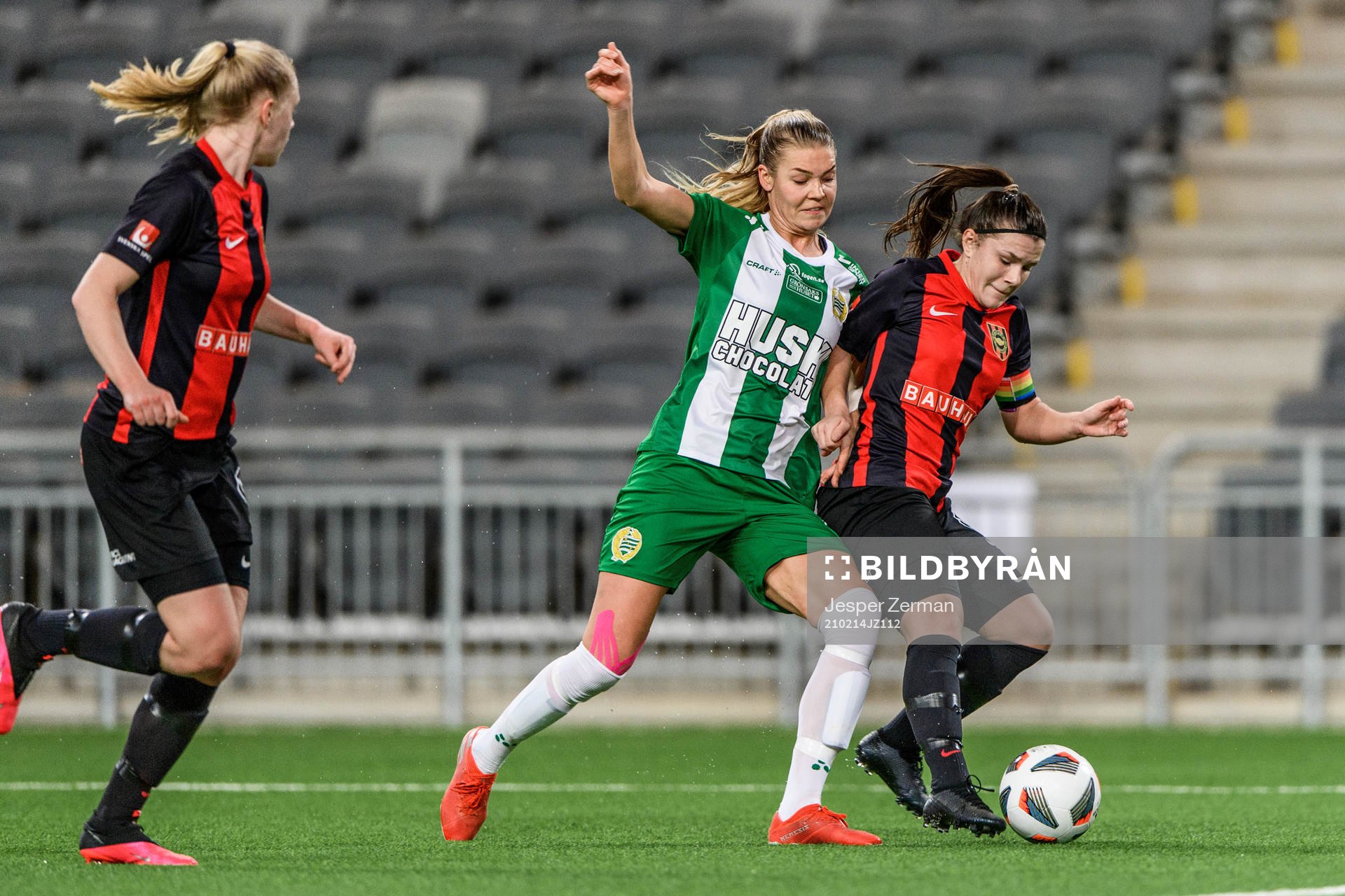 Hammarbys Nina Jakobsson och Brommapojkarnas Alexsandra