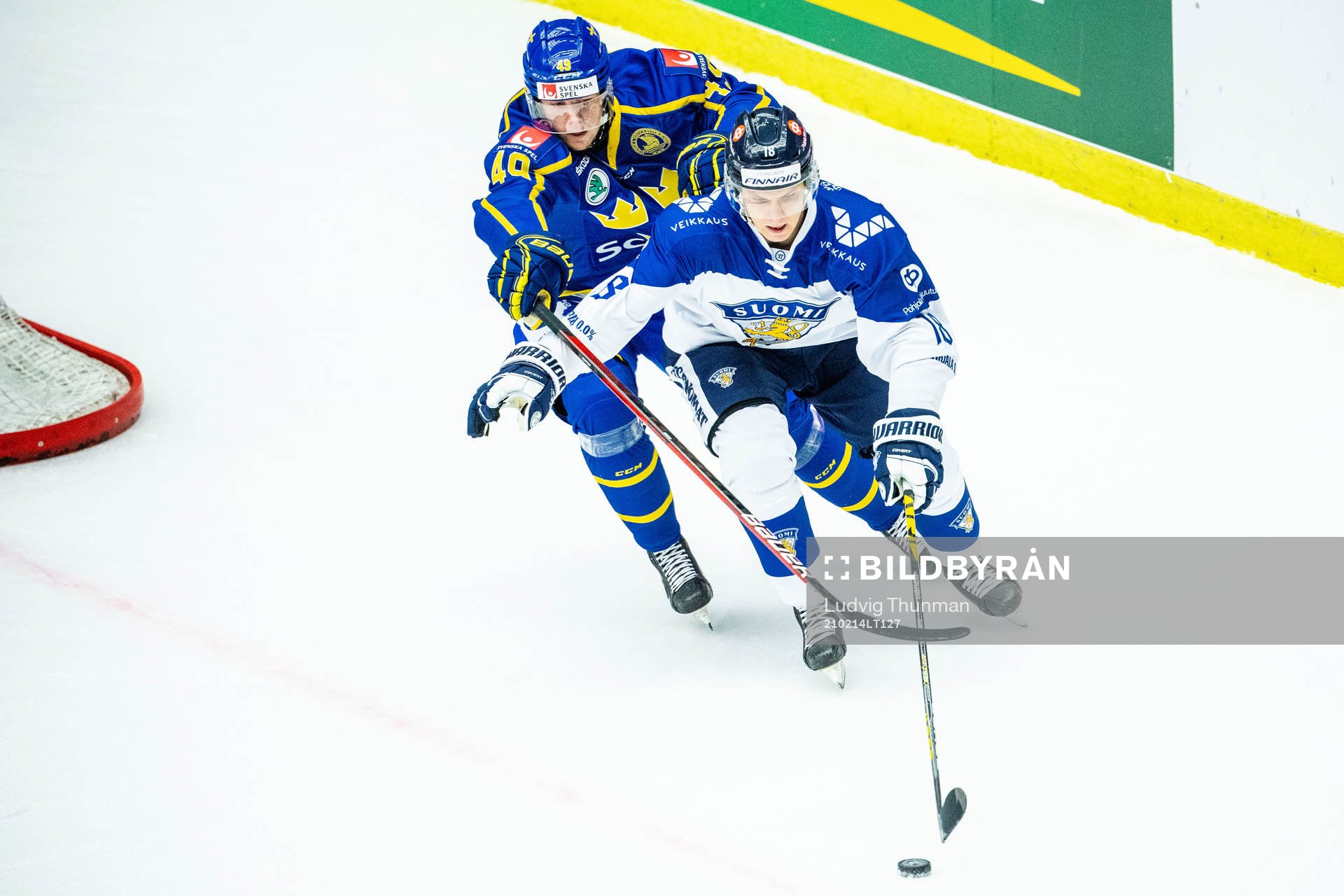 Vili Saarijärvi of Finland and Filip Hållander of Sweden