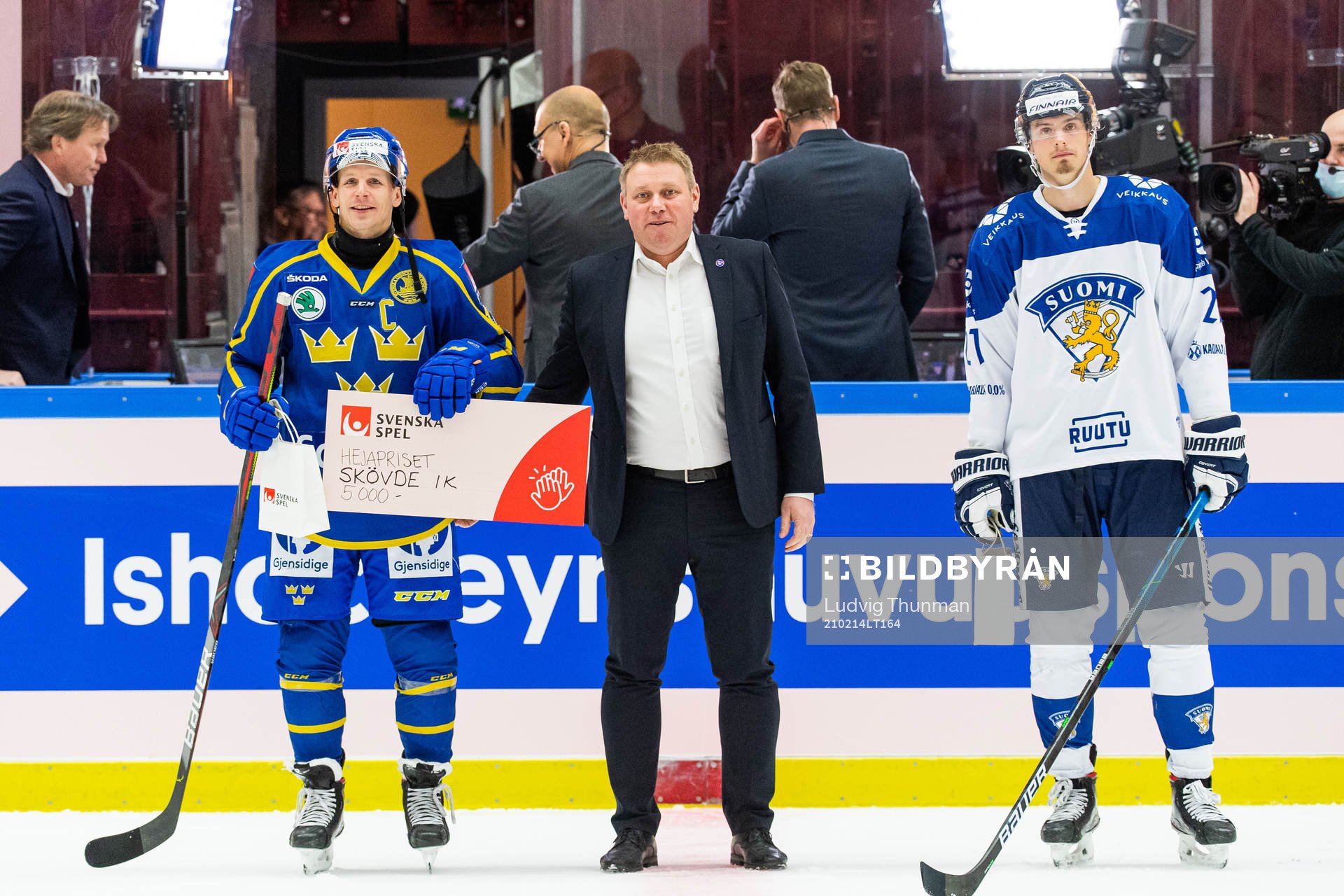 Max Friberg of Sweden and Markus Nurmi of Finland i awarded