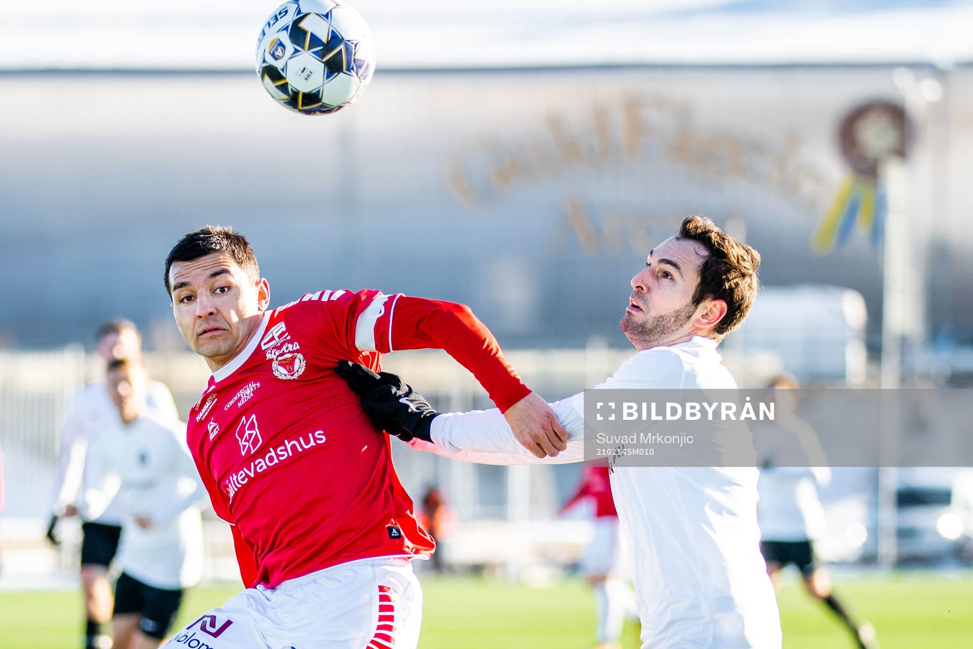 Kalmars Emin Nouri och Landskronas Alexander Tkacz