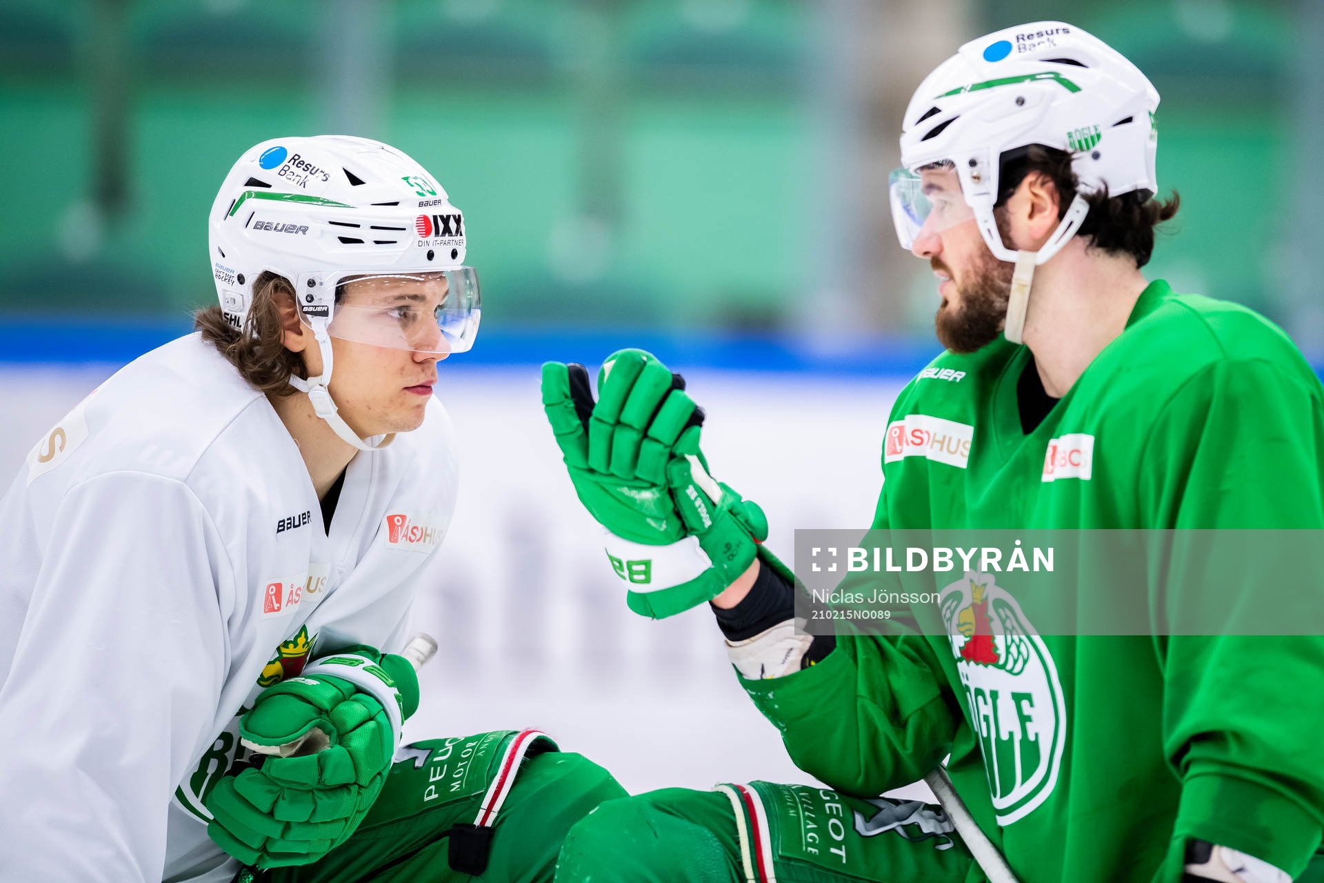 Rögles Moritz Seider och Eric Gelinas