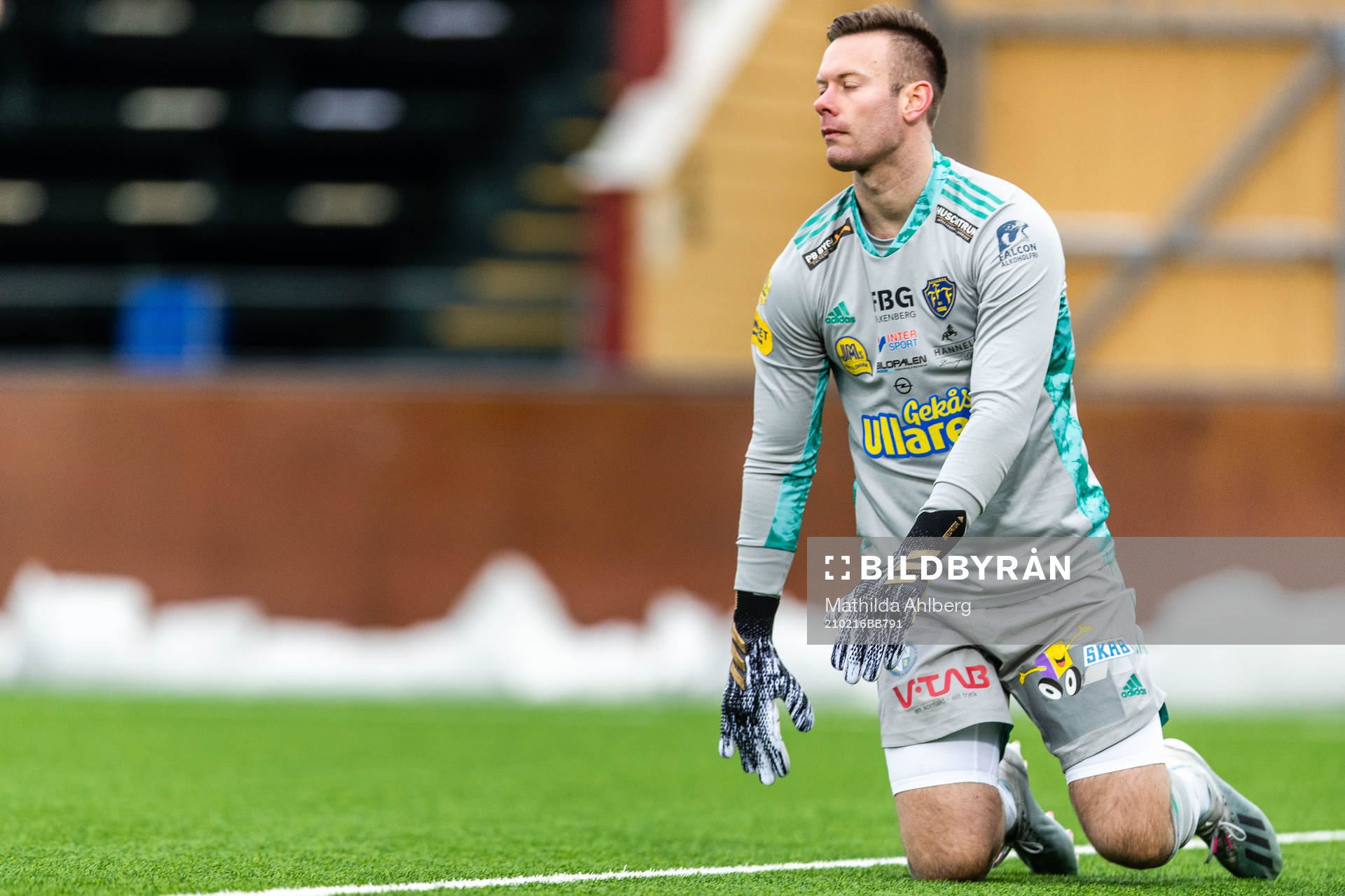 Falkenbergs målvakt Viktor Noring deppar