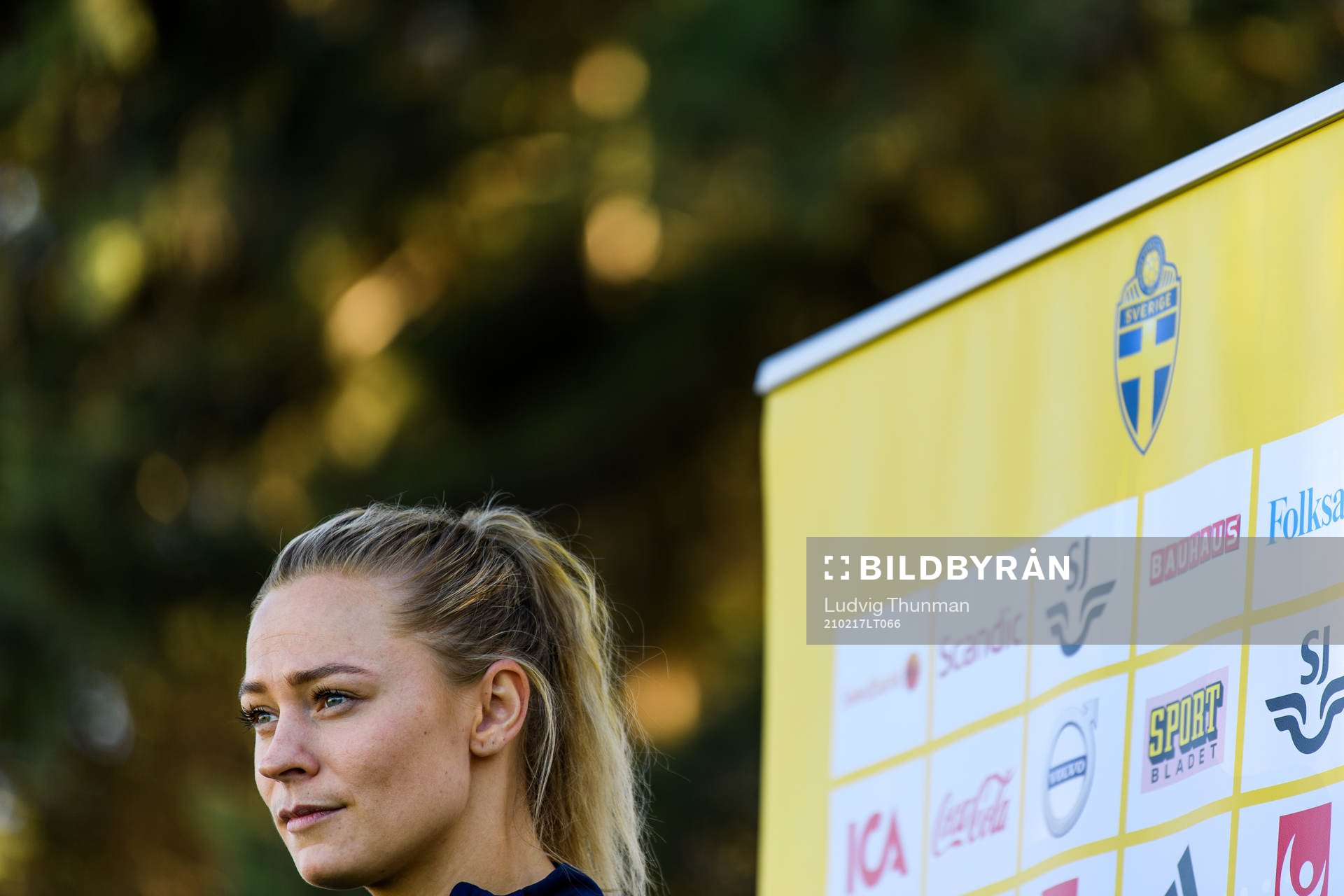 Fridolina Rolfö is interviewed by the media
